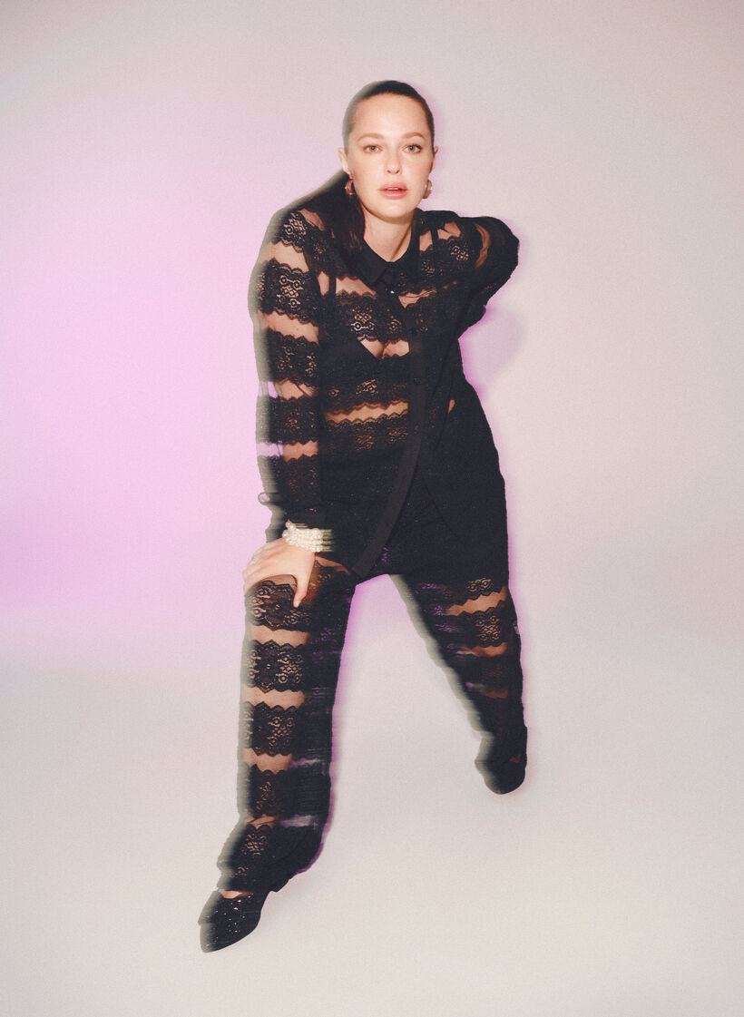 Løs skjorte med blonder og gennemsigtigt mesh, Black, Image image number 0