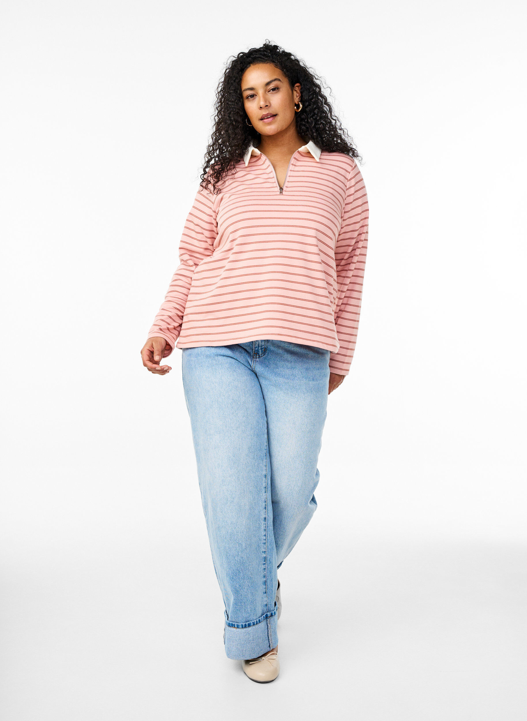 Zizzi Stribet poloshirt med lynl&aring;s, Lyser&oslash;d, Model image number 1