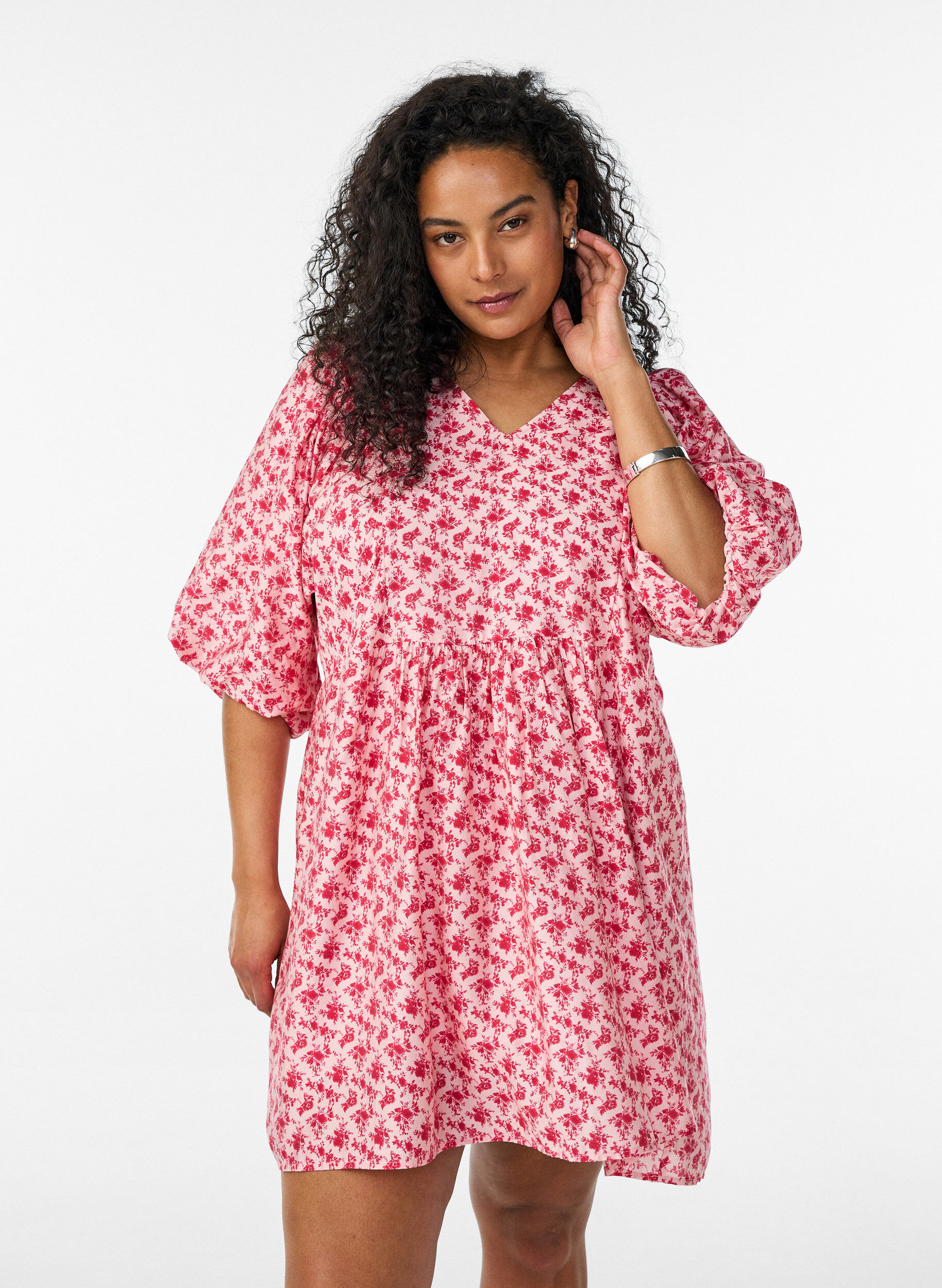 ZizziKort kjole i viskose med empire-snit og ballon&aelig;rmer, R&oslash;d, Model image number 0