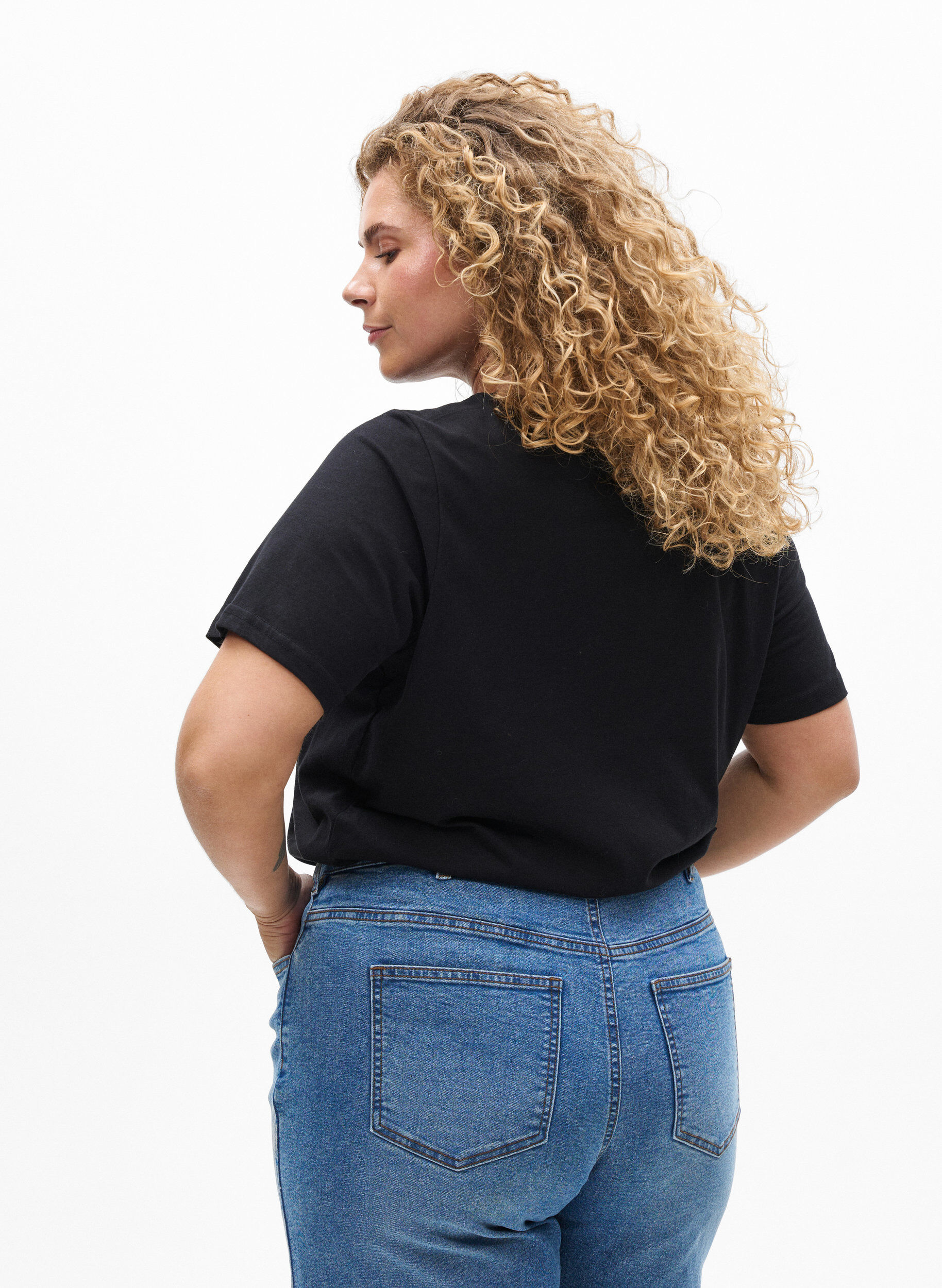 Zizzi FLASH - T-shirt med motiv, Sort, Model image number 2