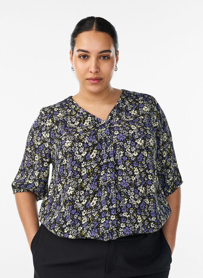 Bluse i viskose med print og knaplukning, Sort, Model image number 0