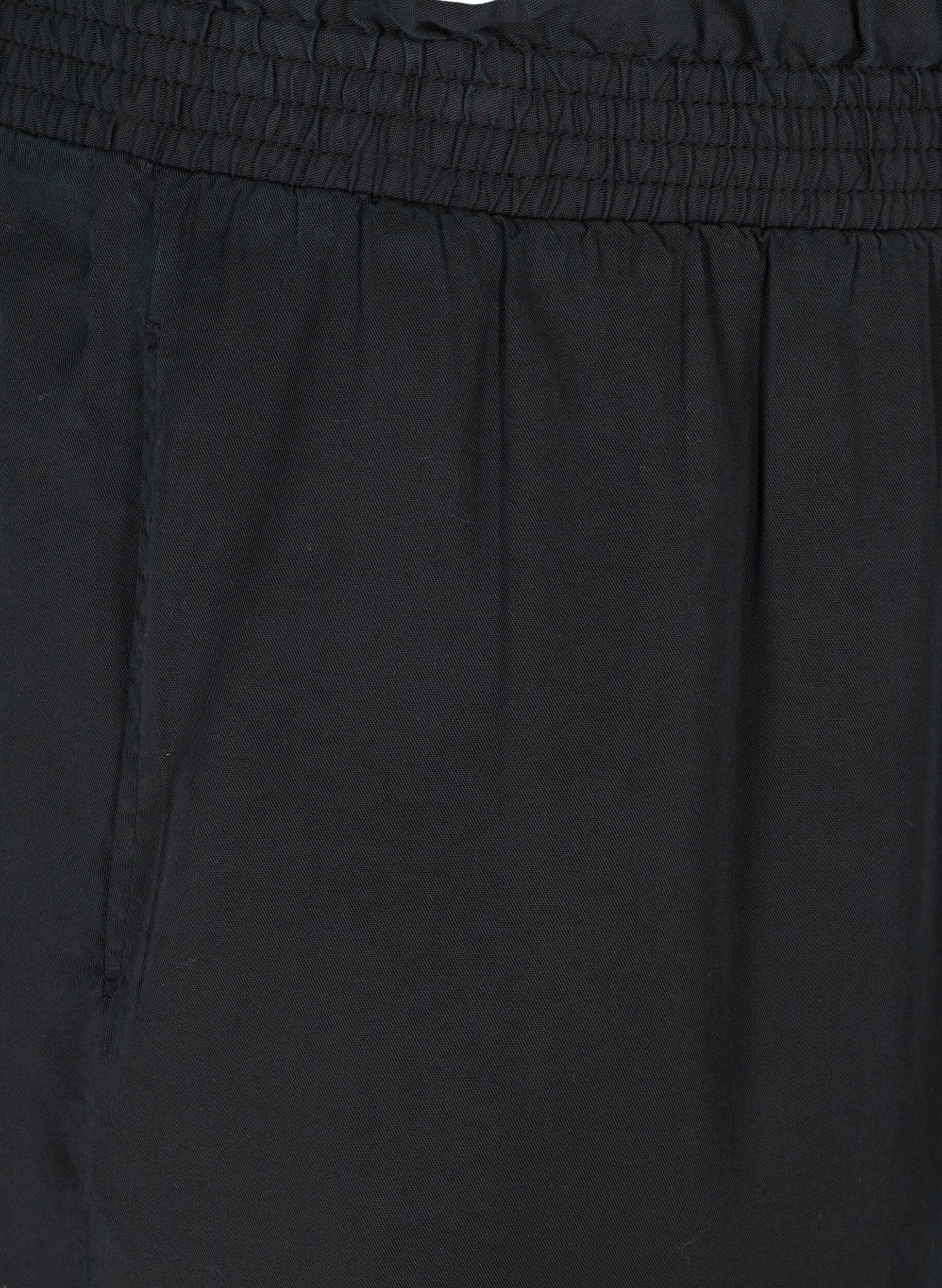 Zizzi L&oslash;se bermuda shorts med smock, Black, Packshot image number 2