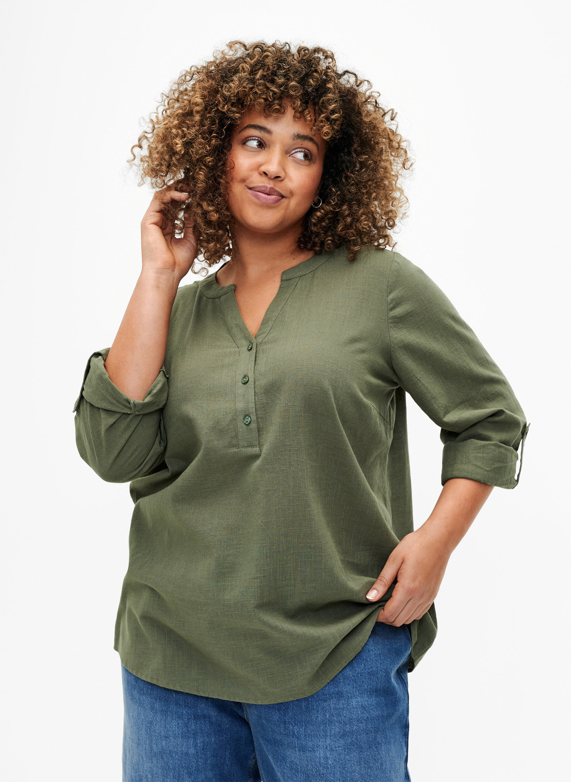 Zizzi Skjortebluse i bomuld med v-udsk&aelig;ring, Thyme, Model image number 0