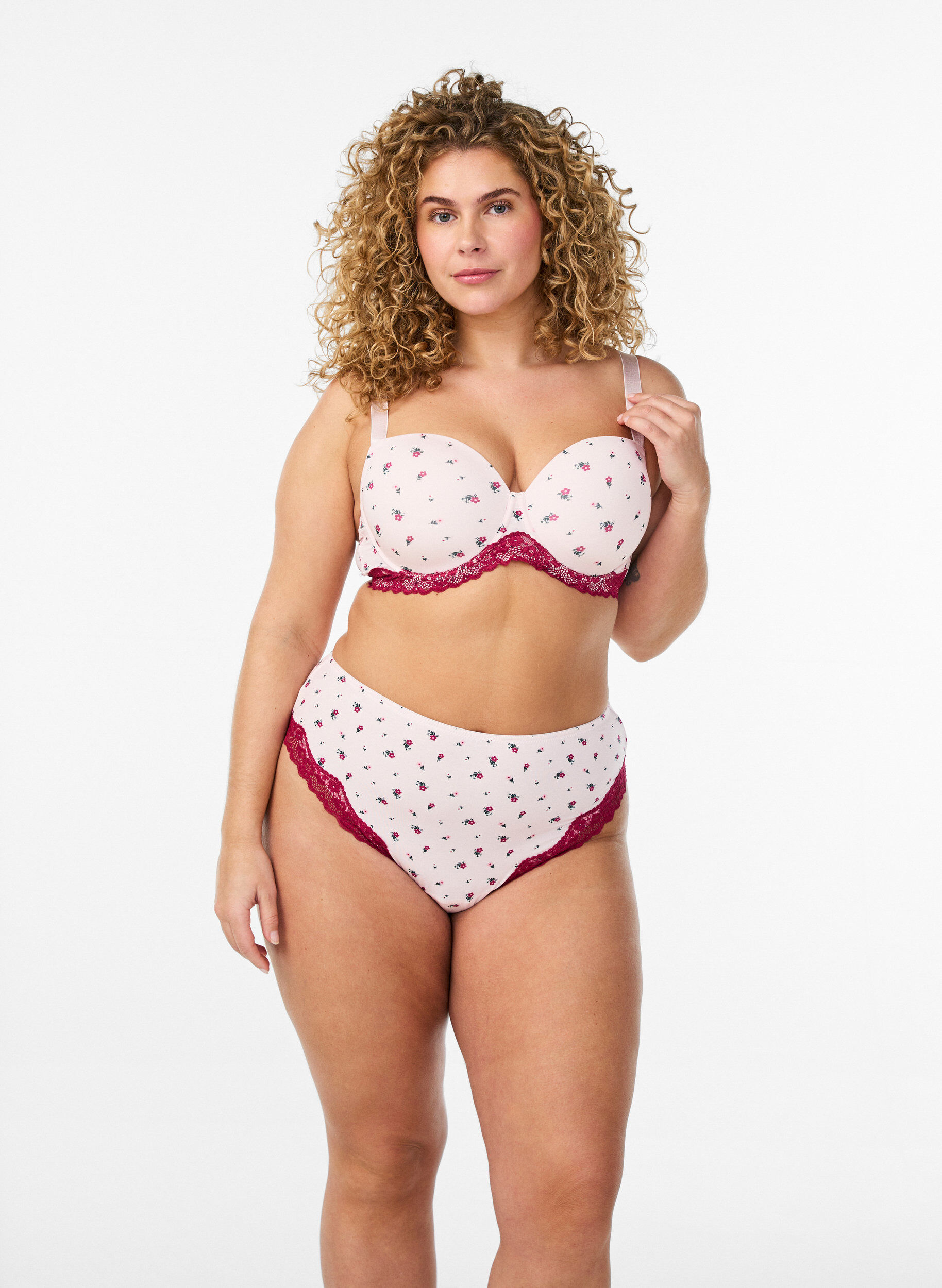 ZizziFormst&oslash;bt bh med blomsterprint og blonde, Lyser&oslash;d, Model image number 1