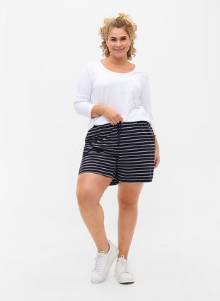 Bomulds shorts med lommer, Blue Stripe, Model image number 0