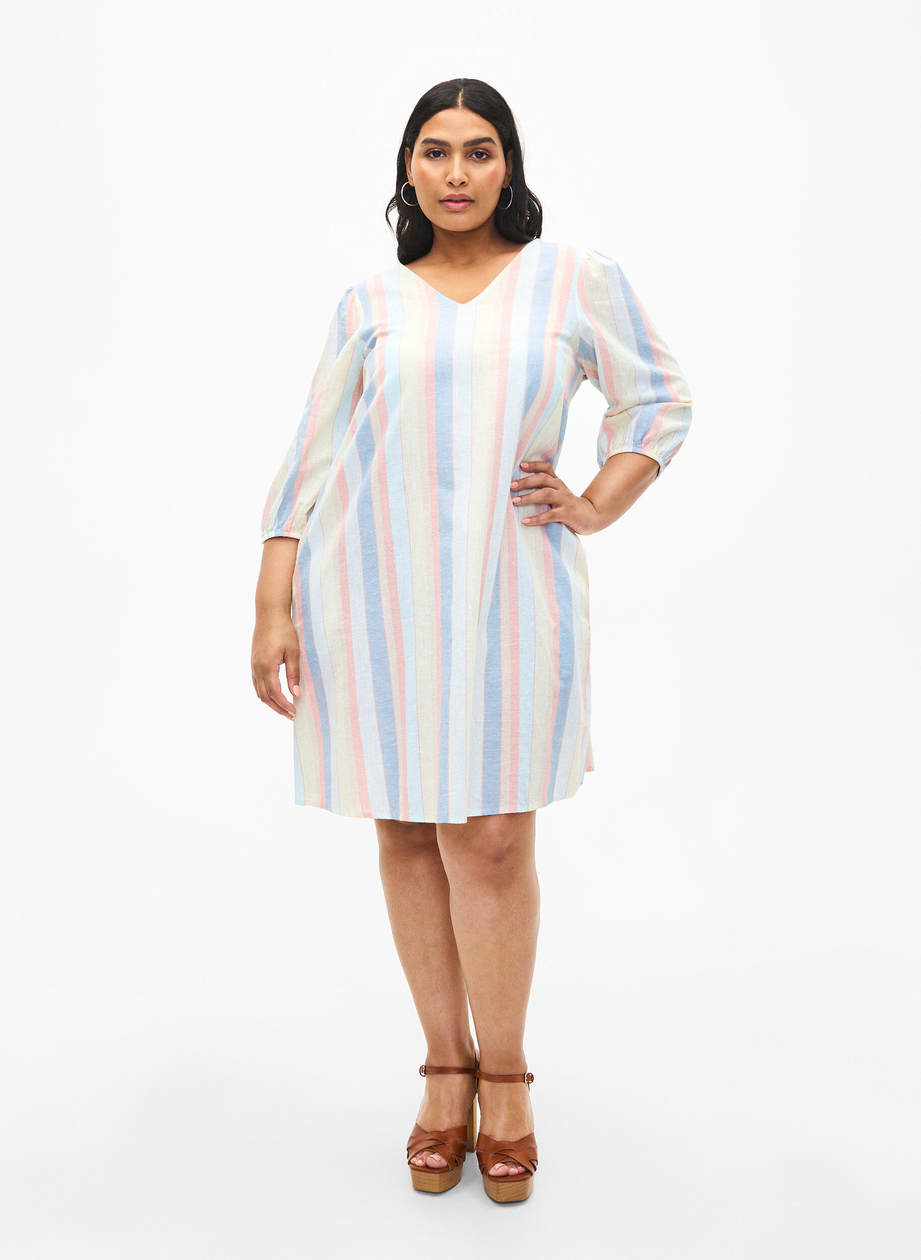 Zizzi Kort kjole i bomuldsmix med h&oslash;r, Multi Color Stripe, Model image number 2