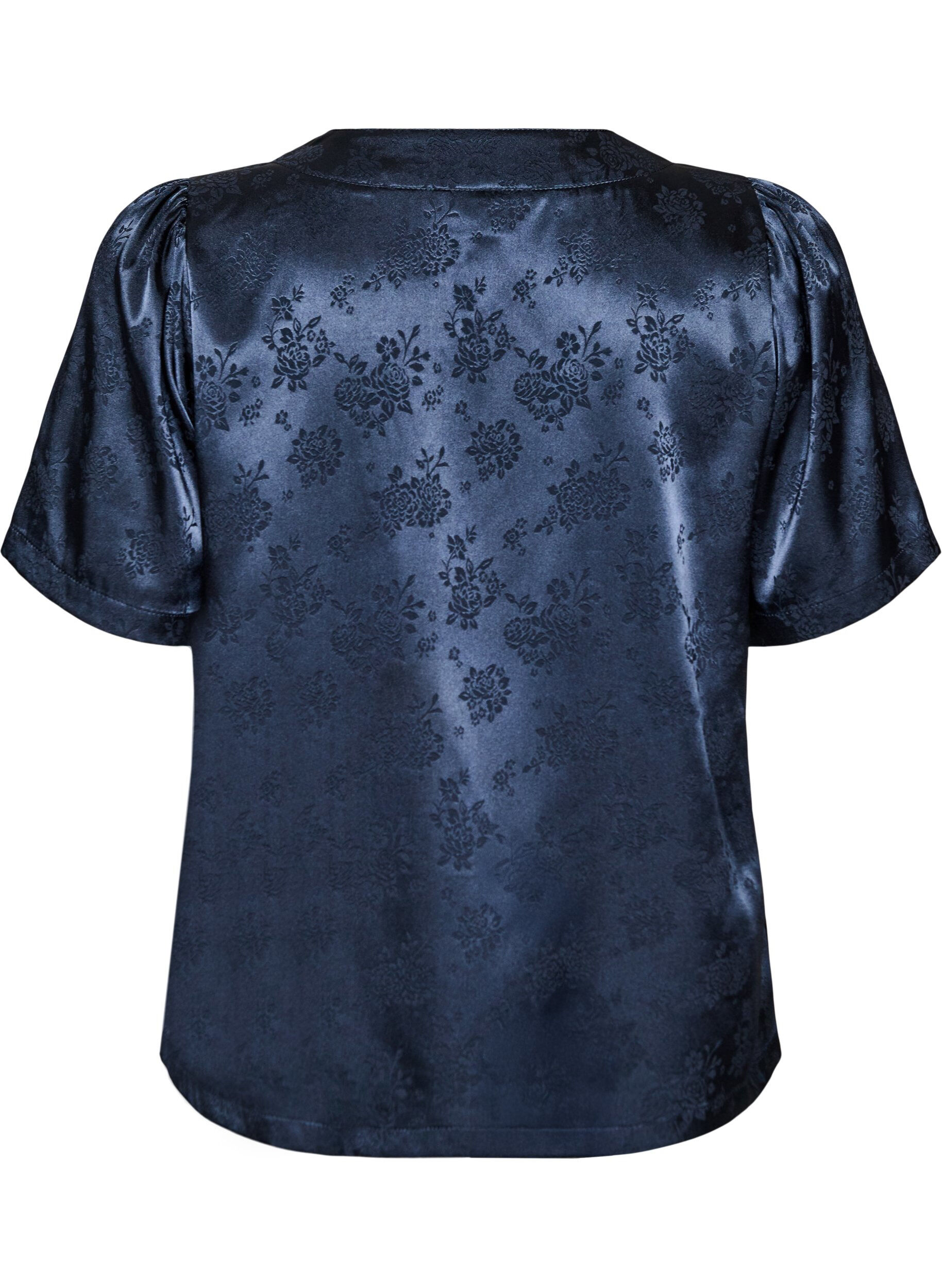 ZizziSatinbluse med blomsterm&oslash;nster og V-udsk&aelig;ring, Bl&aring;, Packshot image number 1