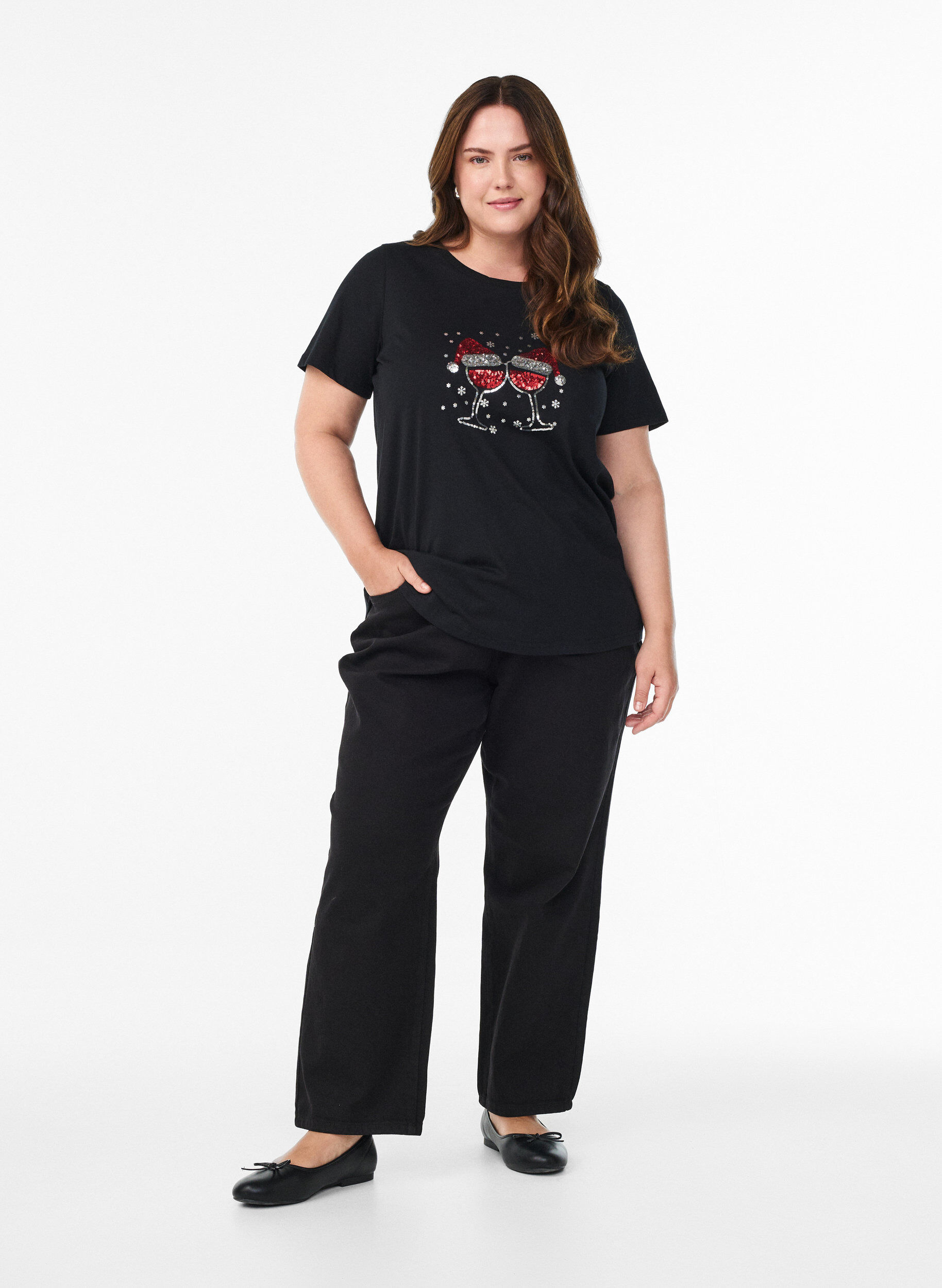 Zizzi Jule t-shirt i &oslash;kologisk bomuld, Sort, Model image number 1