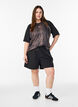 Tr&aelig;ningst-shirt med leopardprint og raglan&aelig;rmer, Brun, Model image number 1
