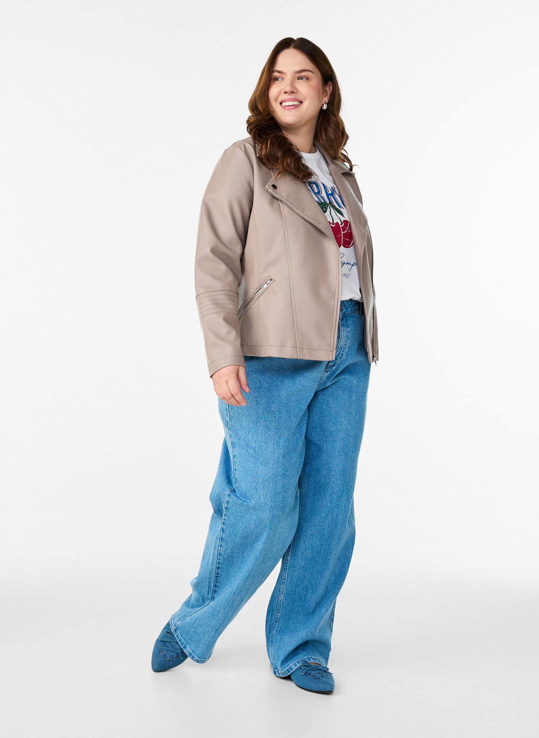 Zizzi Bikerjakke i imiteret l&aelig;der , Gr&aring;, Model image number 1