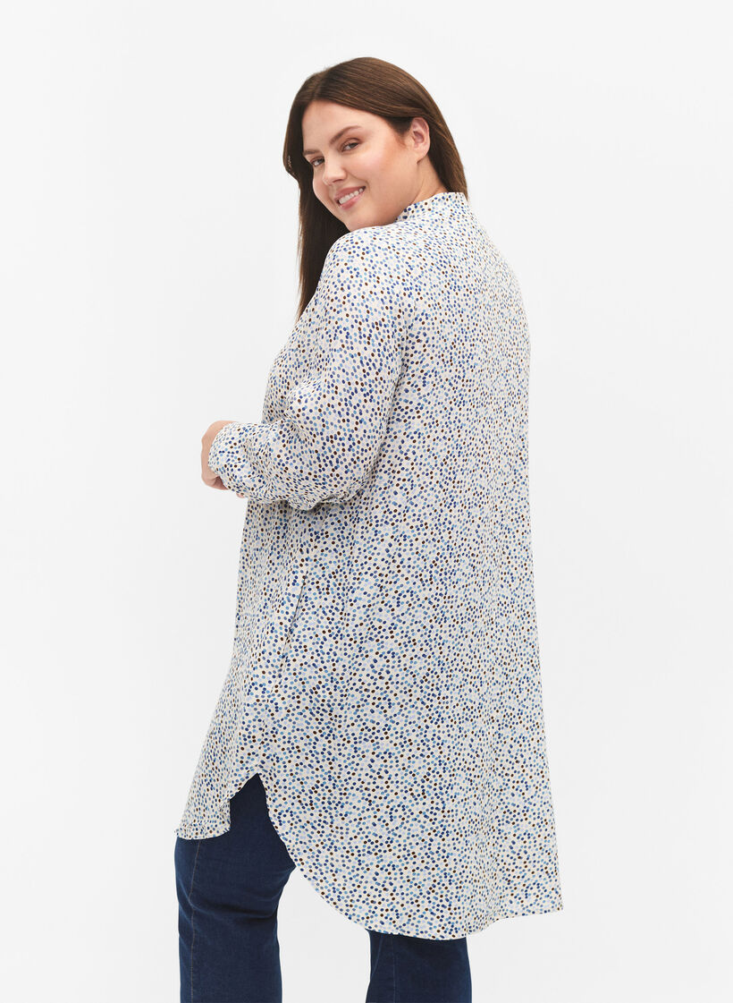 Prikket viskosekjole med knapper, Blue Dot AOP, Model image number 1