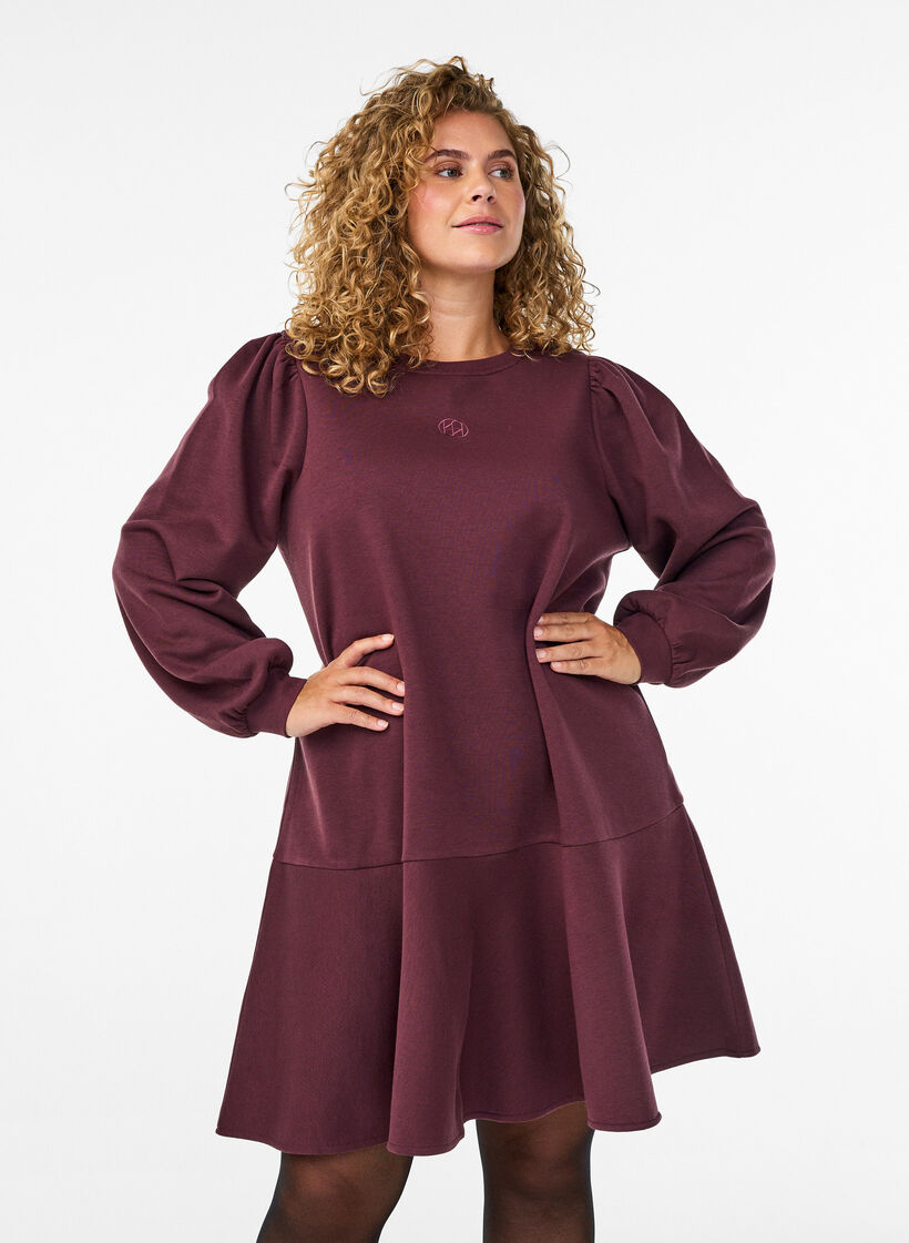 Kort sweatkjole med flæsedetalje, Mørk Bordeaux, Model image number 0