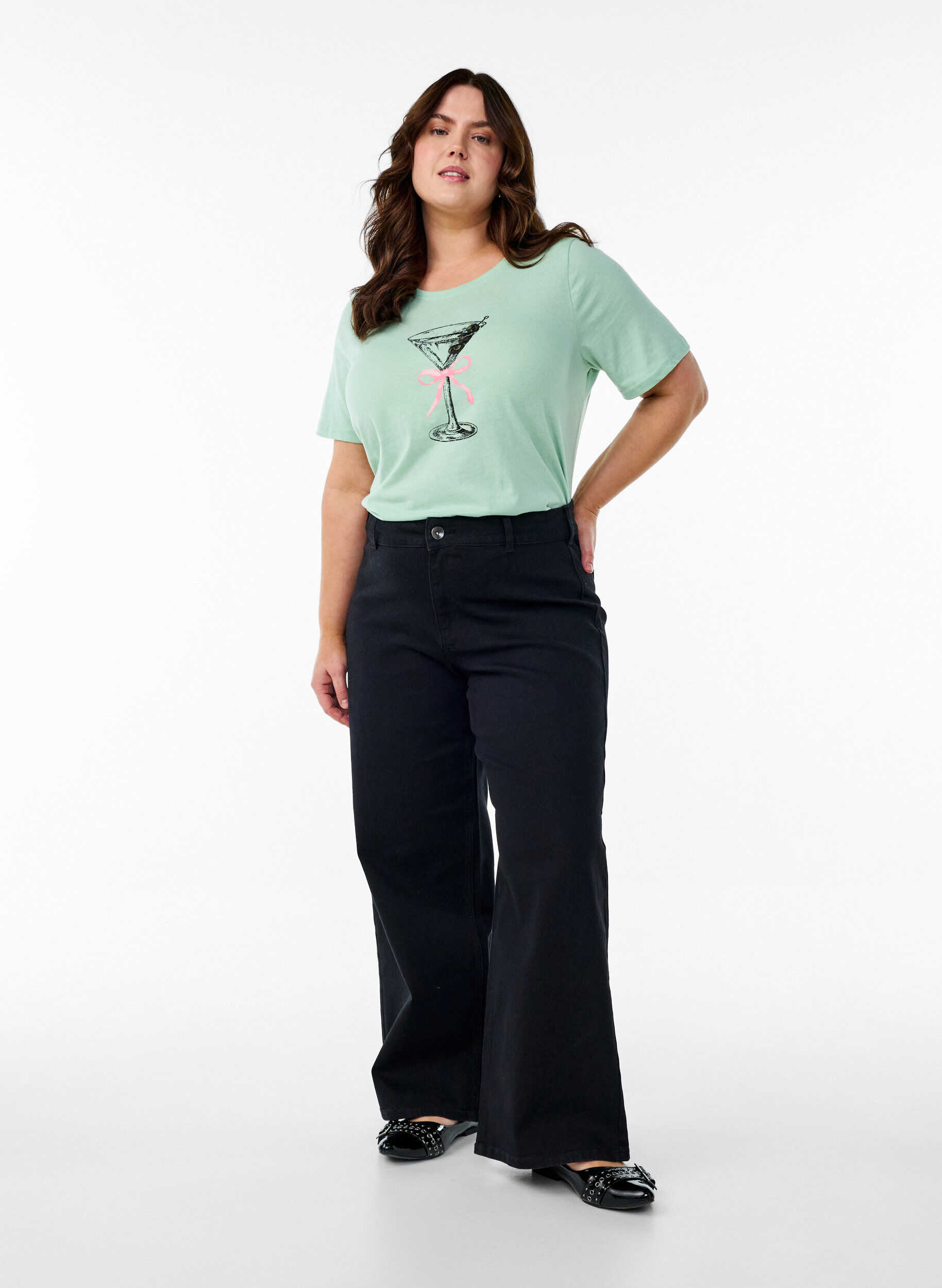 Zizzi FLASH - T-shirt med motiv, Gr&oslash;n, Model image number 1