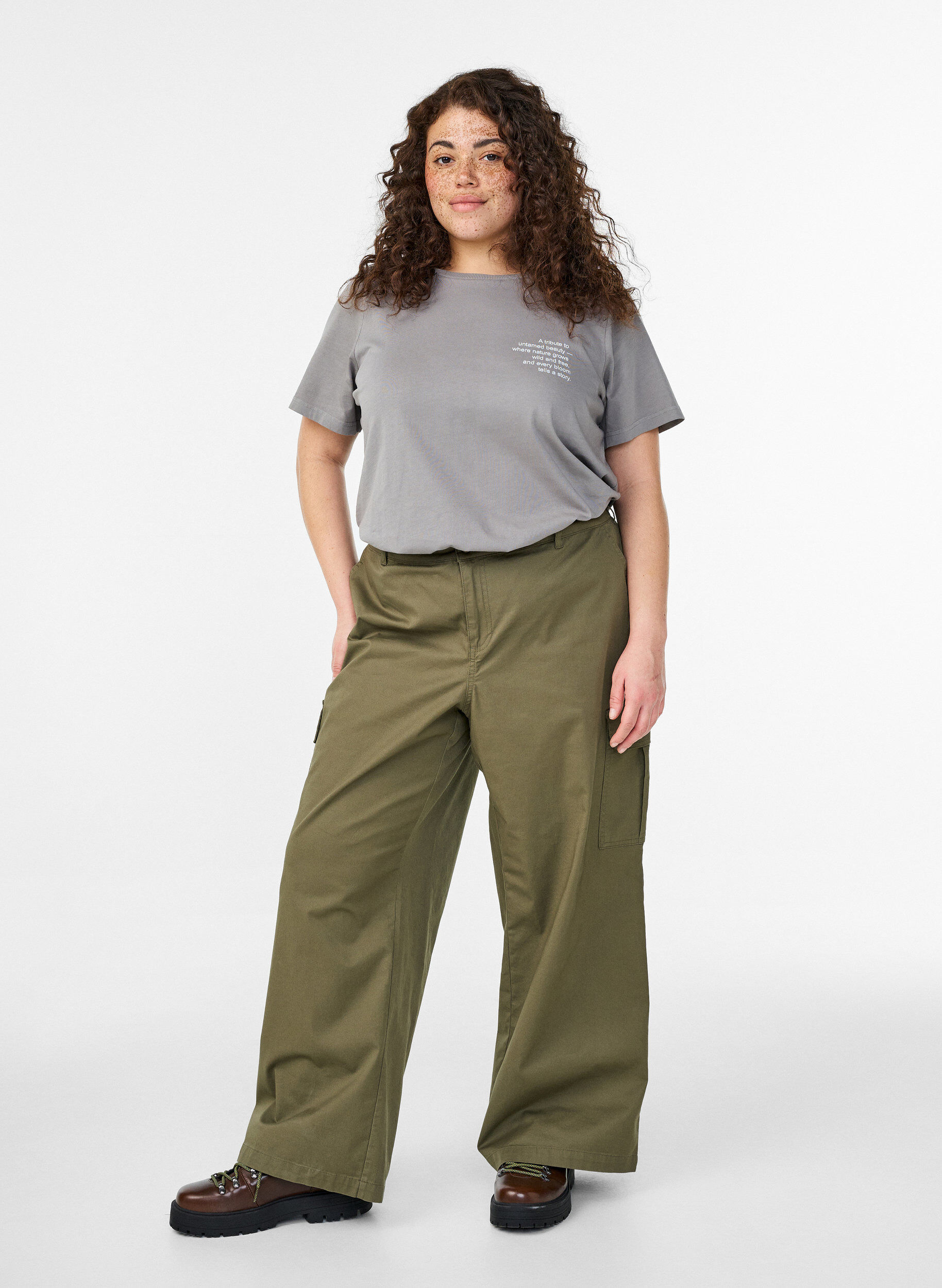 Zizzi T-shirt i bomuld med front- og rygprint, 9990, Model image number 1