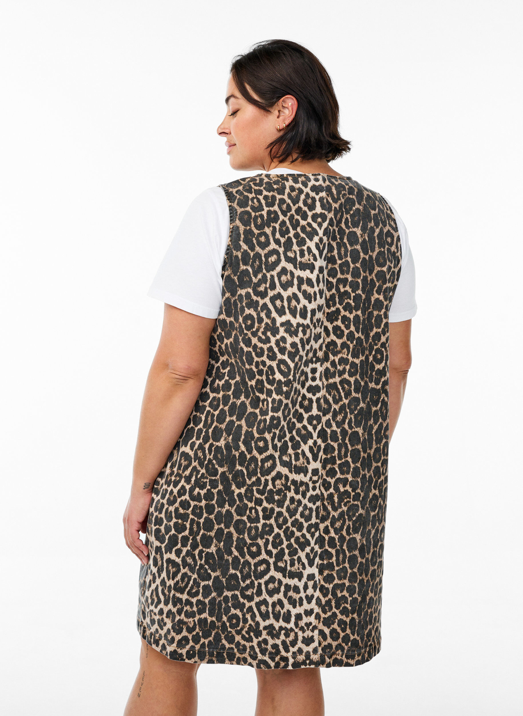 Zizzi Spencerkjole med lommer og leopardprint, Brun, Model image number 2