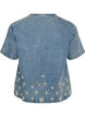 Kort&aelig;rmet denimbluse med broderie anglaise, Bl&aring;, Packshot image number 1