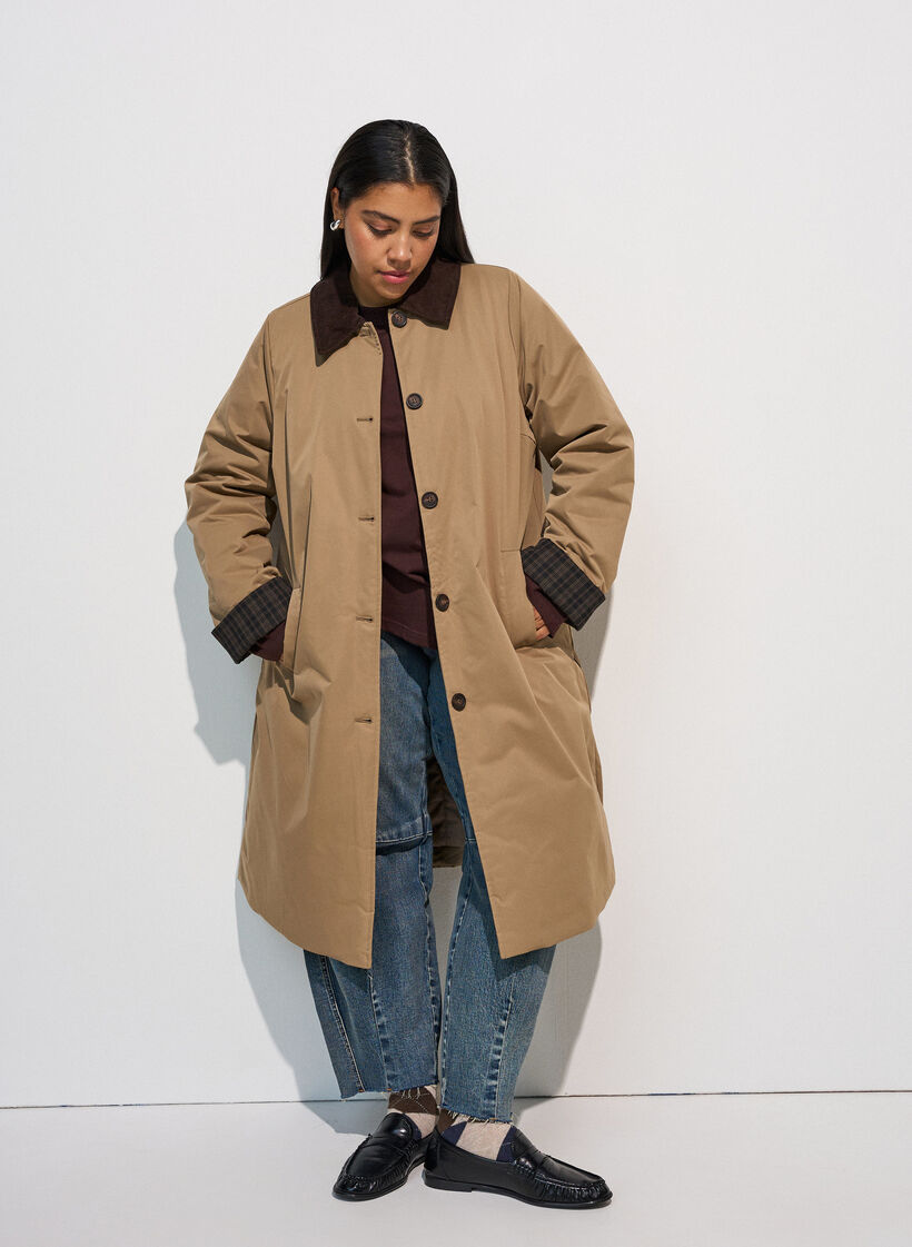 Mellemlang jakke med fl&oslash;jlskrave, Beige, Model