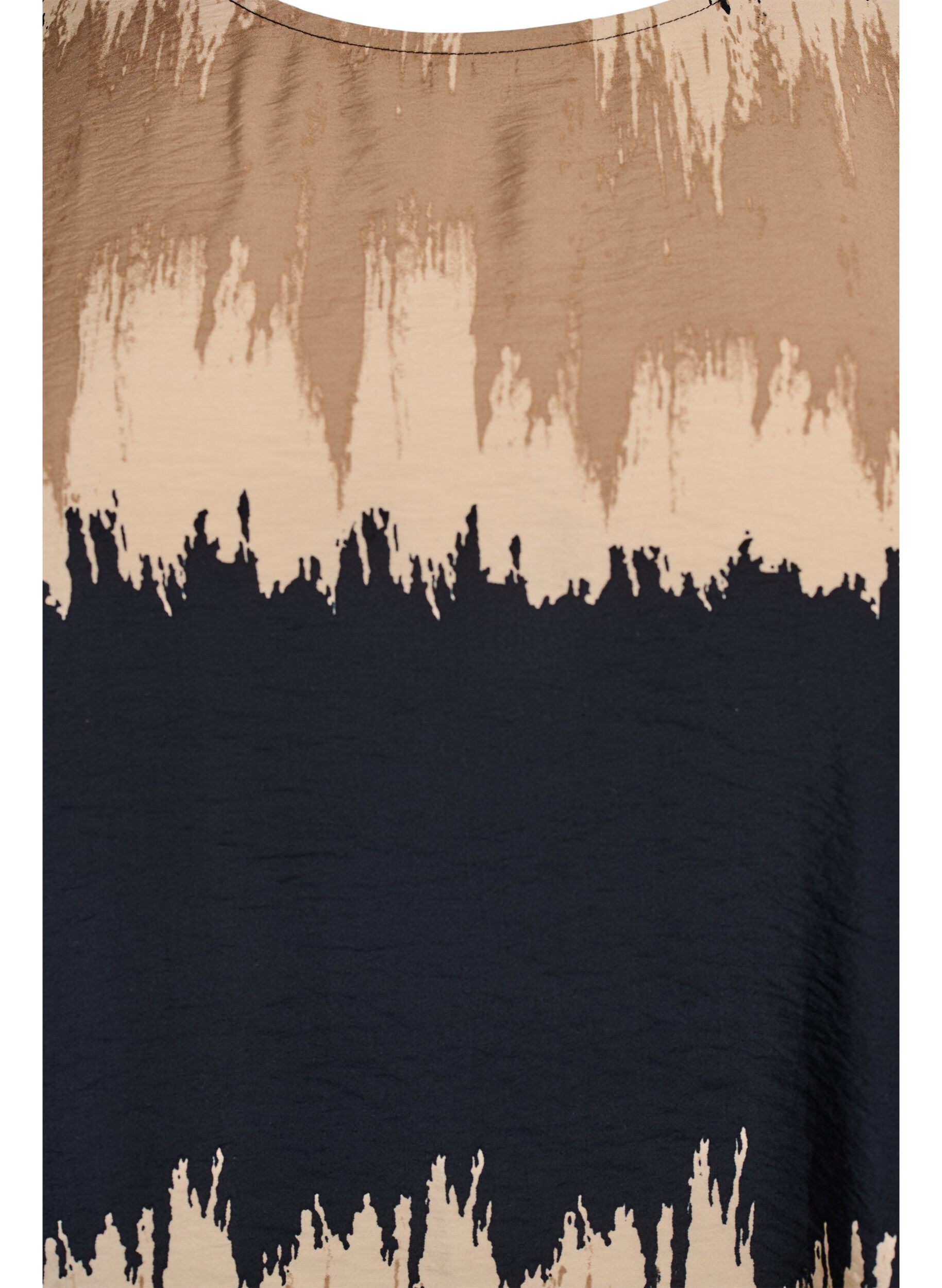 Zizzi Bluse med brede &aelig;rmer og grafisk print, Sort, Packshot image number 2