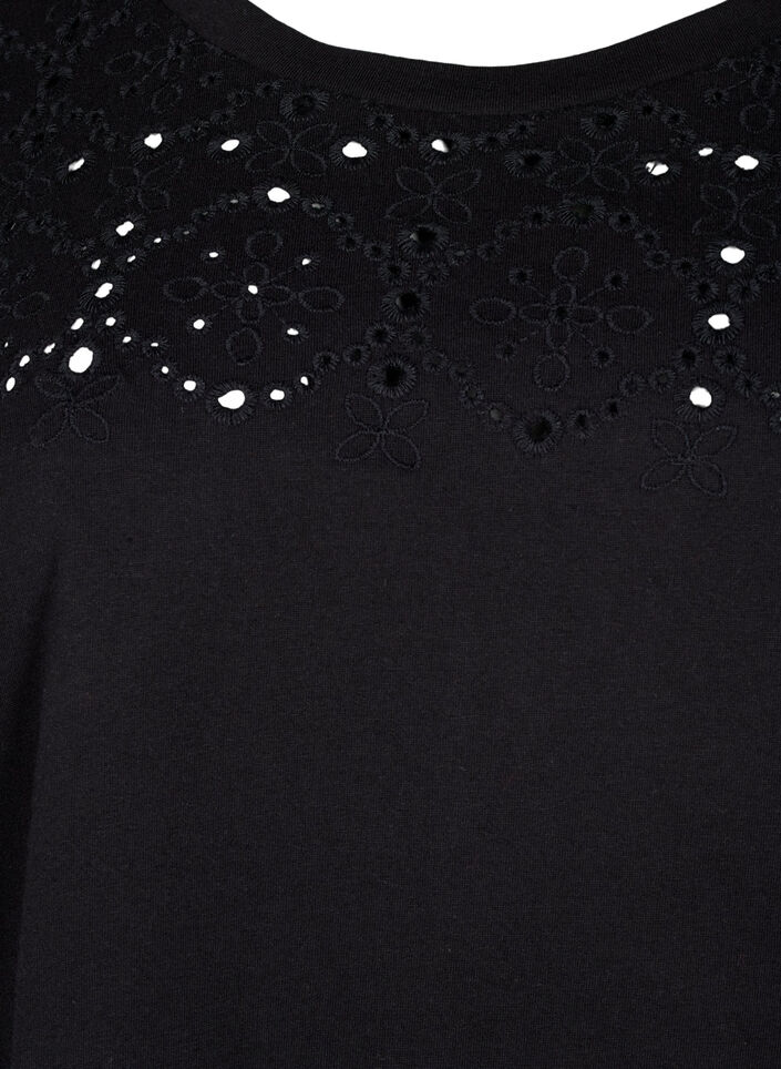 T-shirt i økologisk bomuld med broderi anglaise, Black, Packshot image number 2