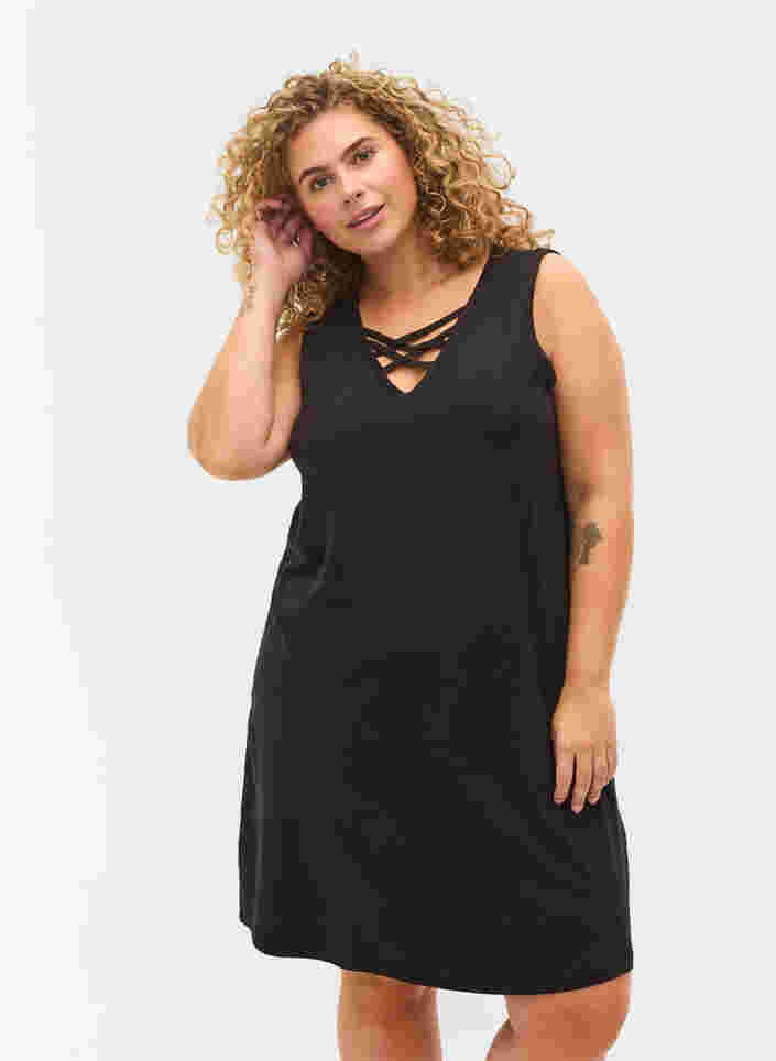 Ærmeløs natkjole med v-hals og string, Black, Model image number 0