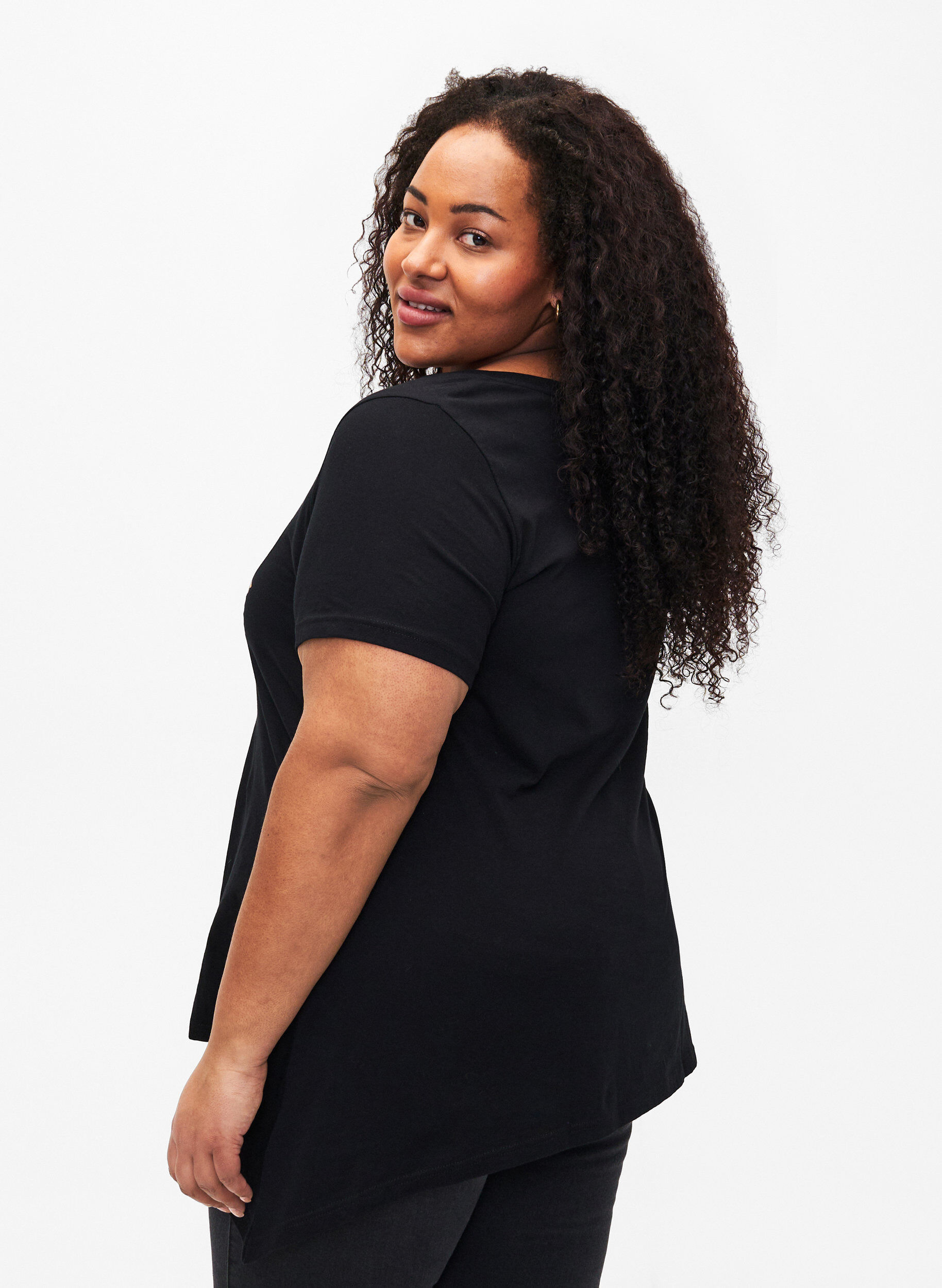 Zizzi Bomulds t-shirt med korte &aelig;rmer, Black W. Sun, Model image number 1