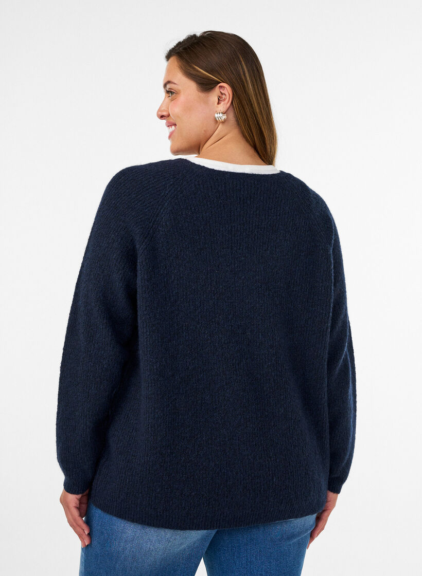 Strikbluse med V-hals og raglan&aelig;rmer, Bl&aring;, Model image number 2