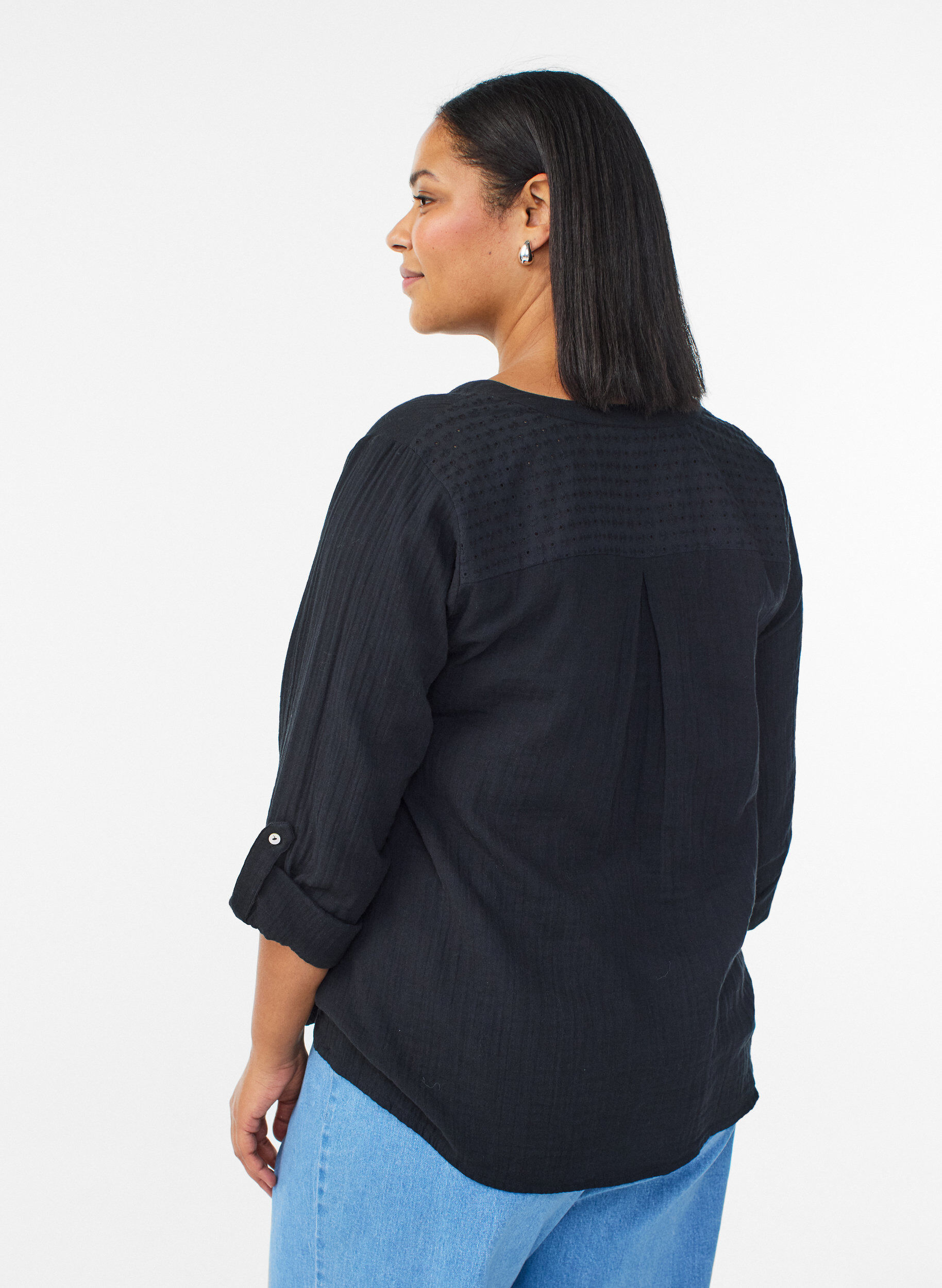 ZizziBluse i bomuldsmusselin med broderi anglaise, Sort, Model image number 2