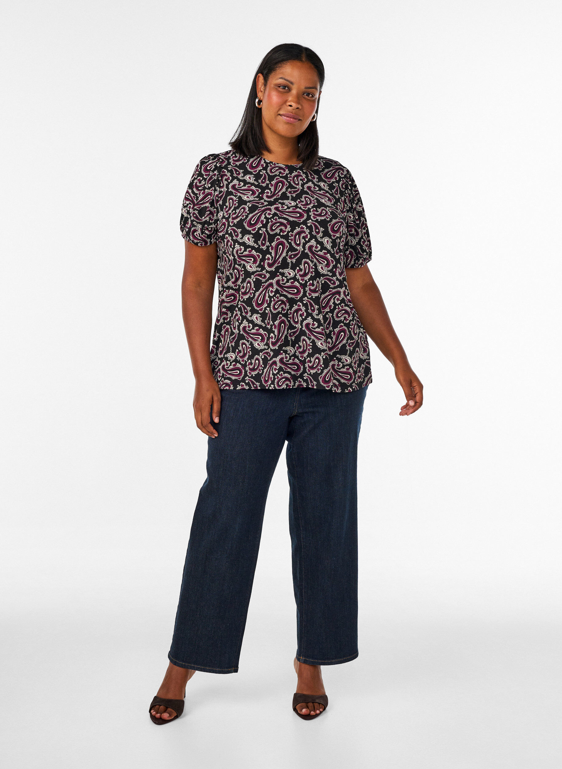 ZizziBluse med korte &aelig;rmer og paisleyprint, M&oslash;rk Bordeaux, Model image number 1
