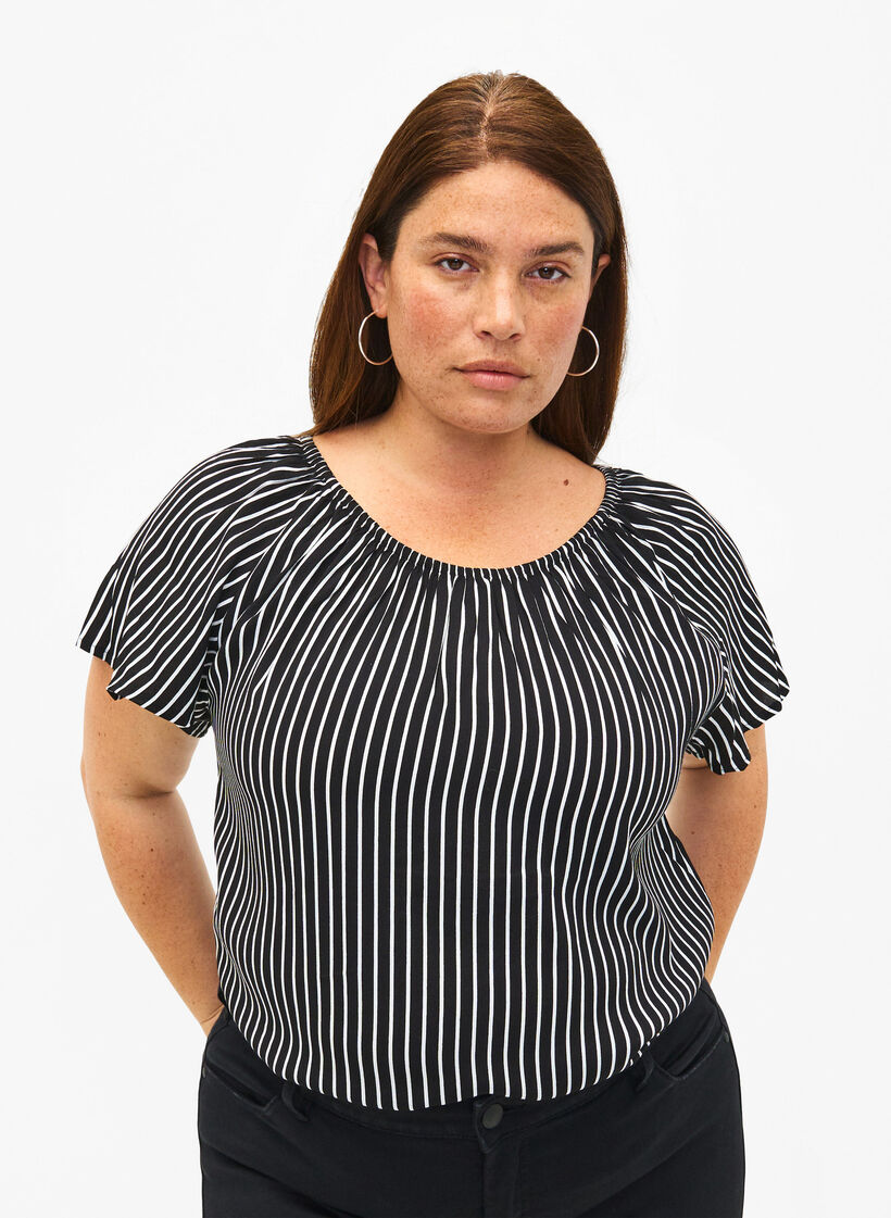 Stribet viskose bluse med korte ærmer, Black/ White Stripe, Model image number 0