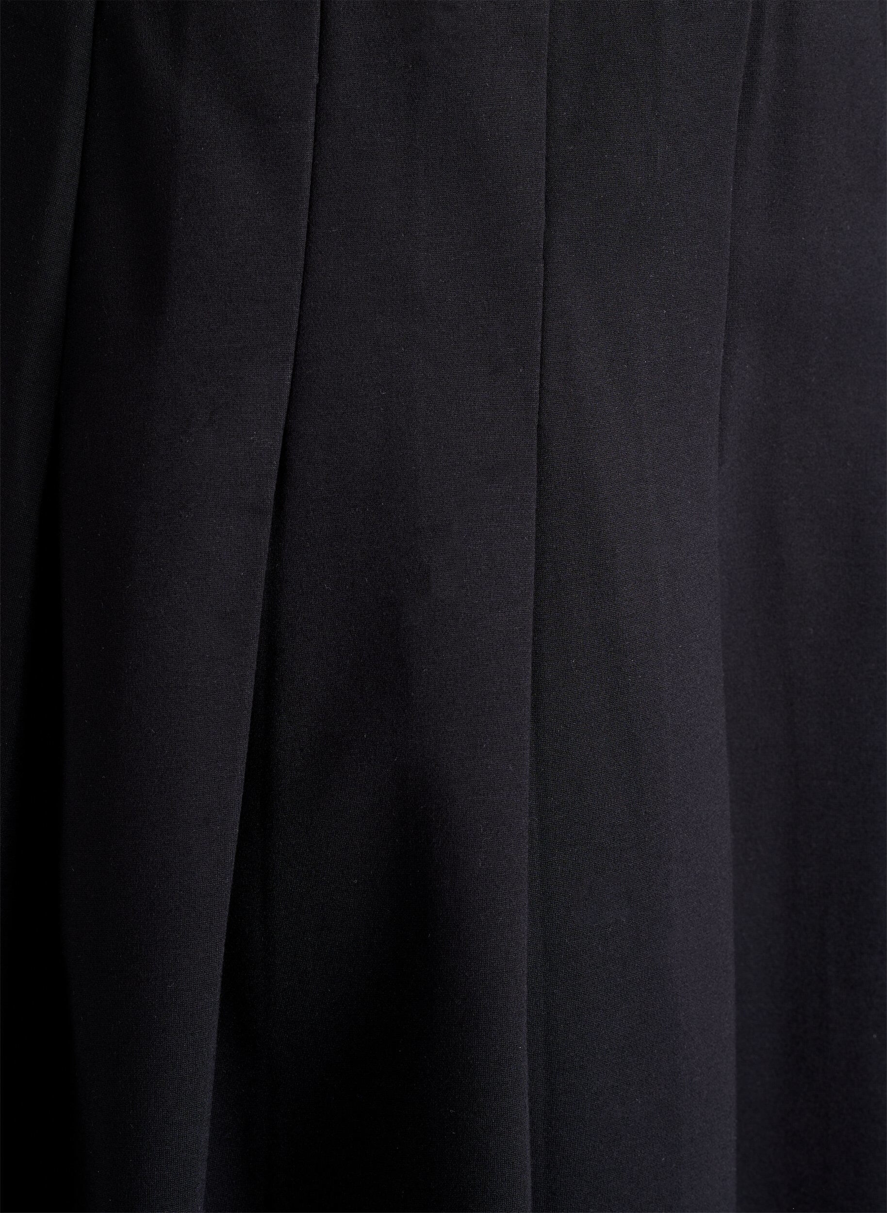 Zizzi Kort plisseret nederdel med elastisk talje, Sort, Packshot image number 2