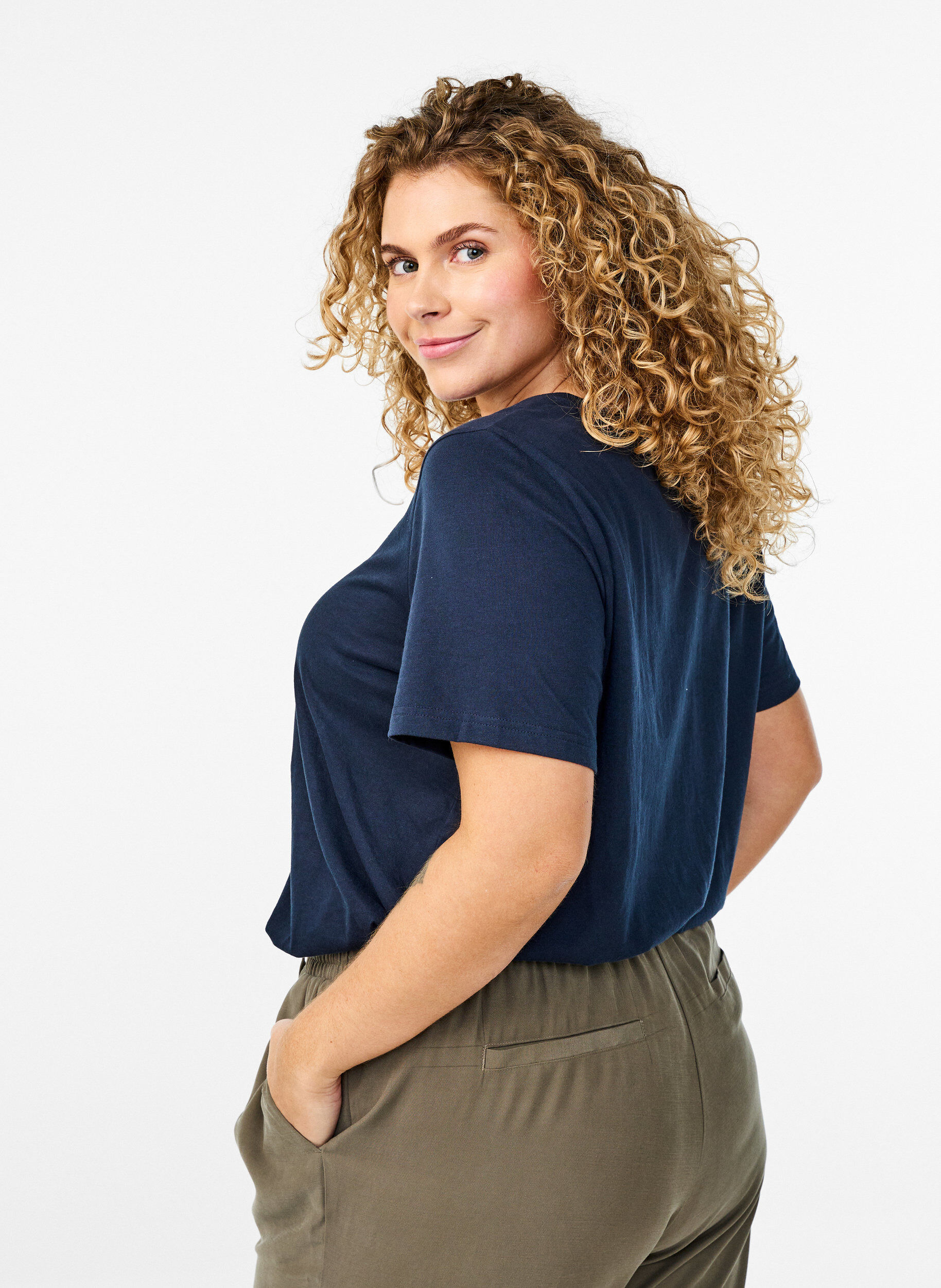 Zizzi FLASH - T-shirt med motiv, Bl&aring;, Model image number 2