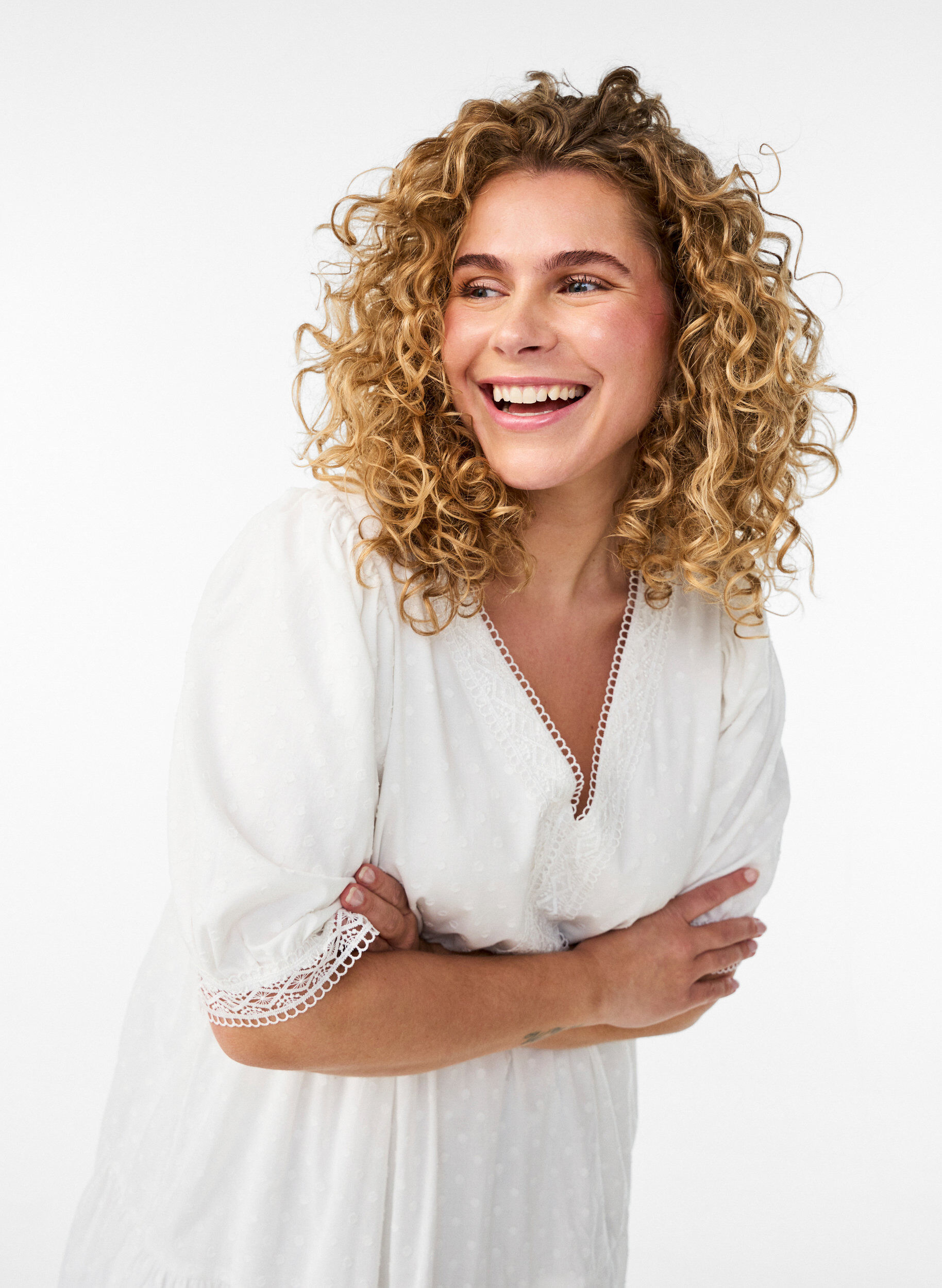 Zizzi Midikjole i bomuld med struktur og crochet-detaljer, Hvid, Model image number 2