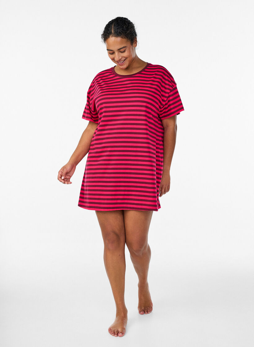 Lang stribet nat t-shirt, Lyserød, Model image number 1