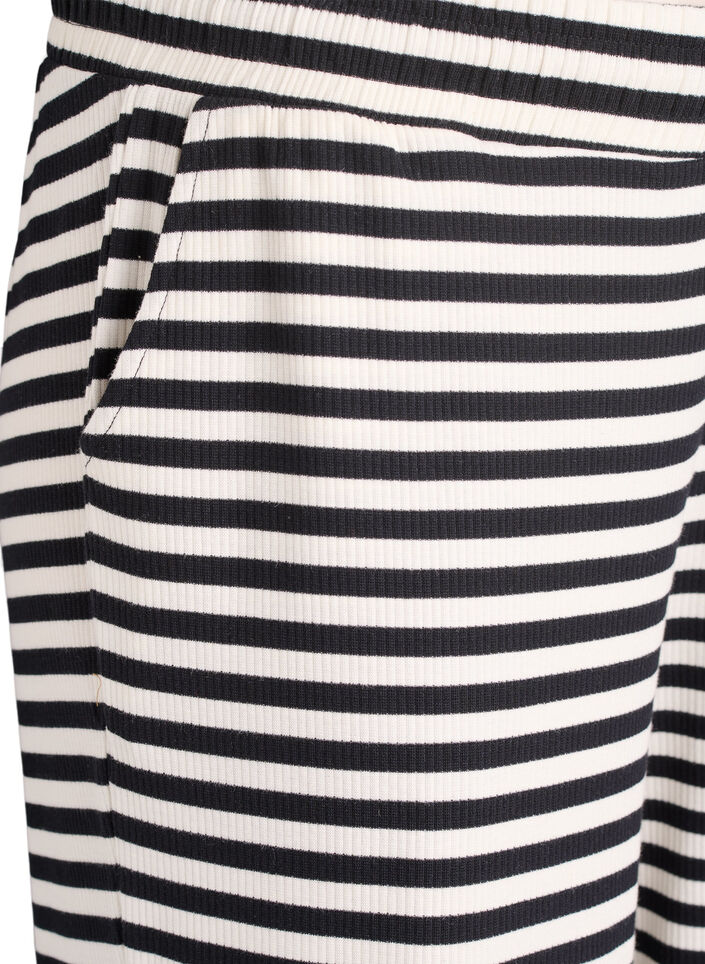 Stribede natbukser med h&oslash;j talje og brede ben, Sort, Packshot image number 2