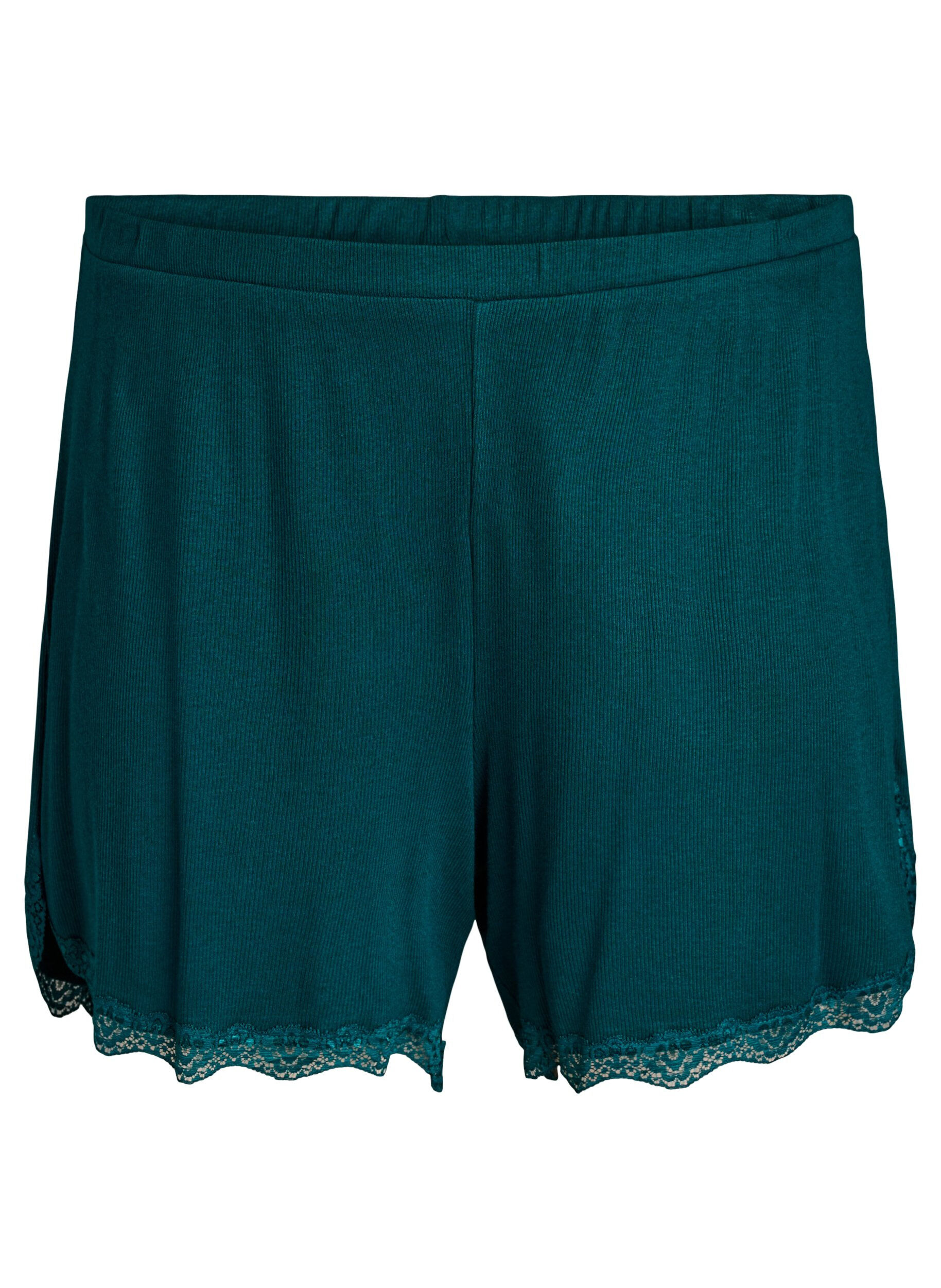 L&oslash;se natshorts med ribstruktur og blondekant