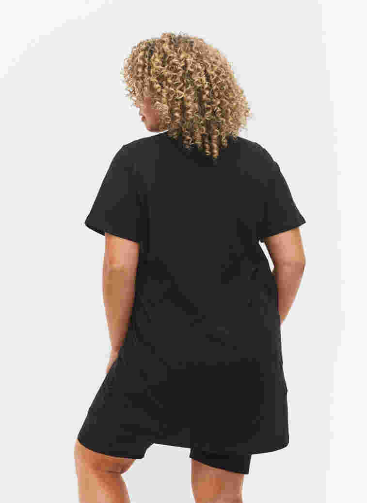 Lang bomulds t-shirt med korte ærmer, Black Tiger, Model image number 1