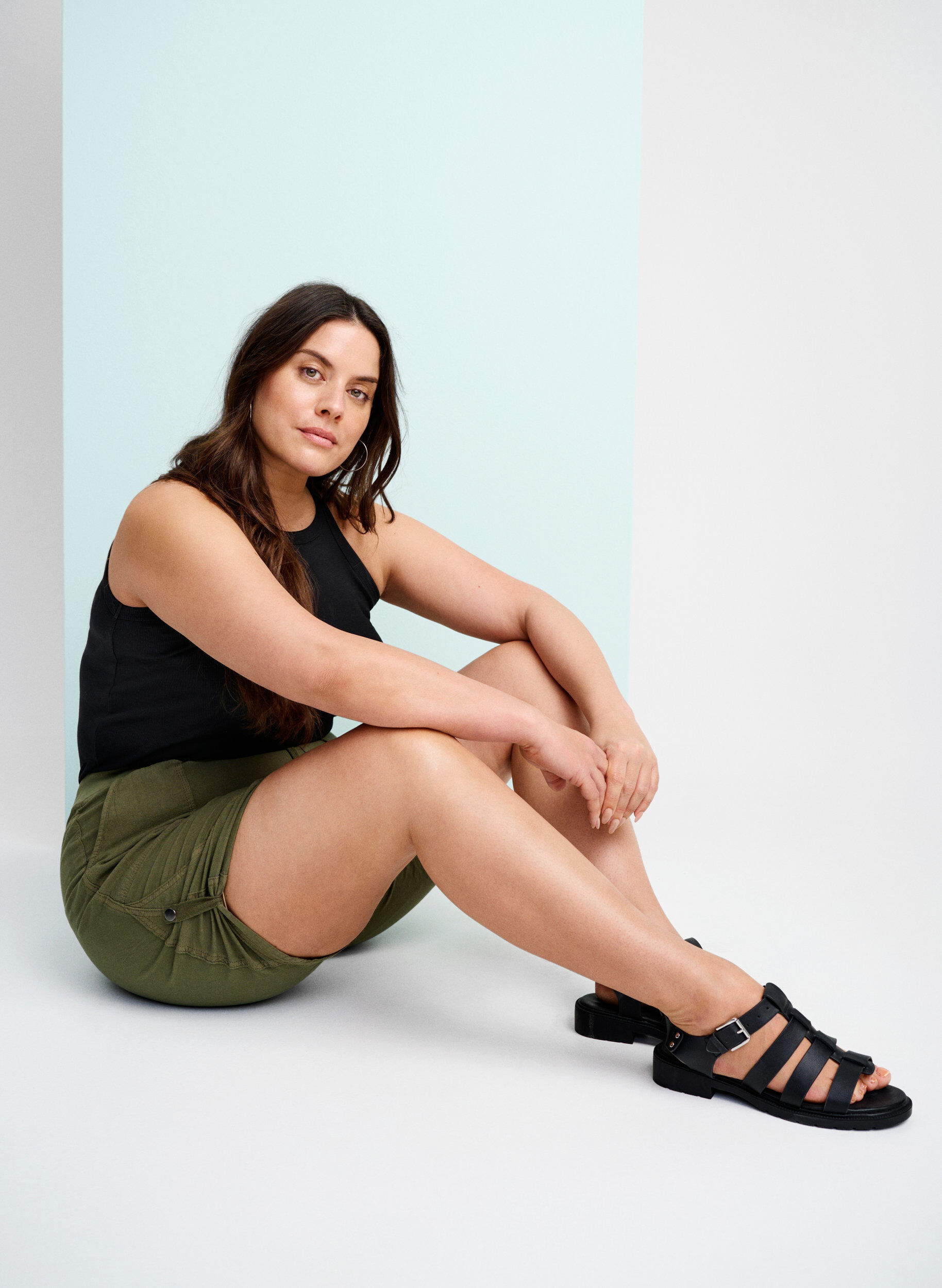 Zizzi L&oslash;se shorts i bomuld med lommer, Gr&oslash;n, Image image number 0