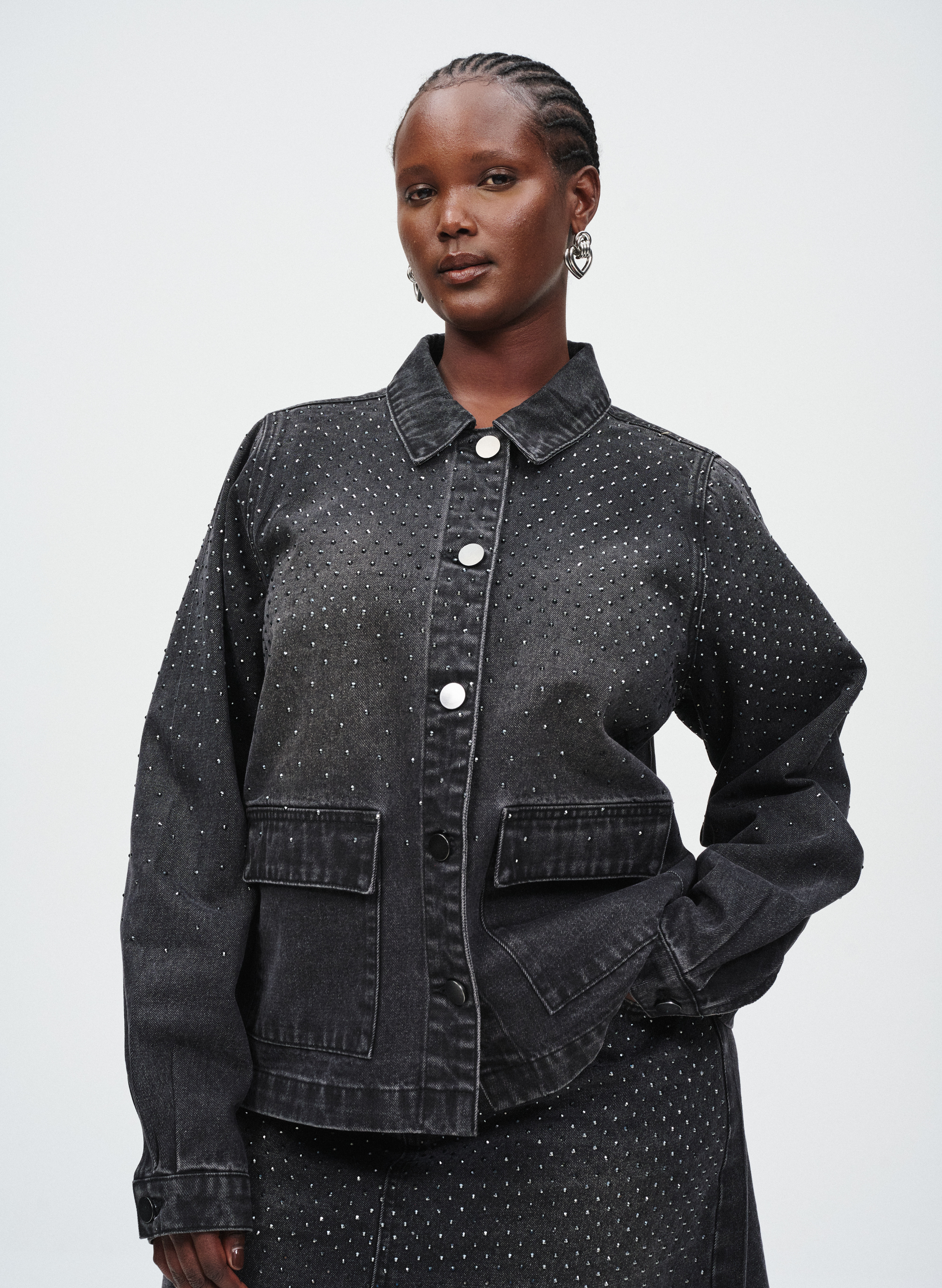 Zizzi Denim med detaljer i sten, , Model