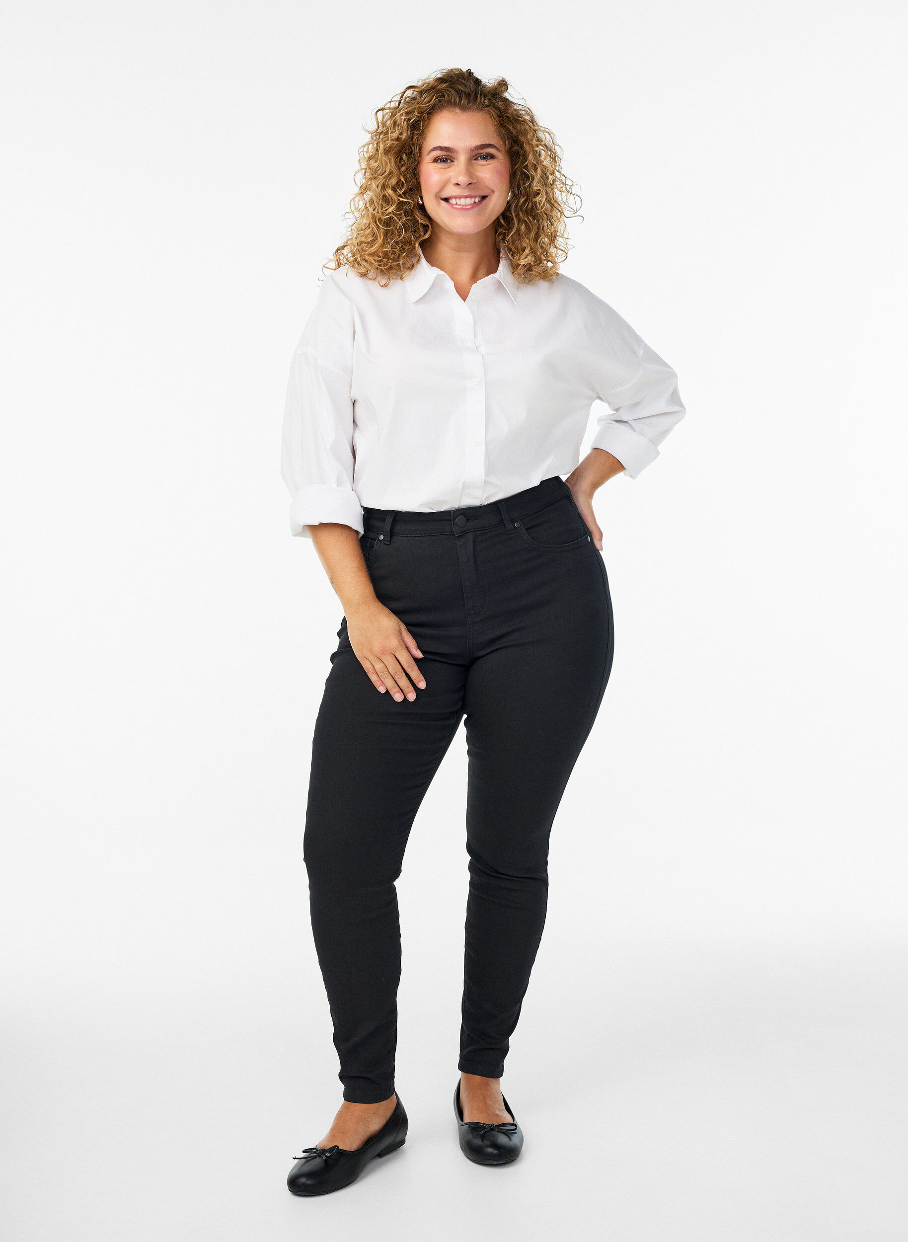Amy jeans med h&oslash;j talje og super slim fit, Sort, Model