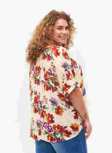 Blomstert viskose bluse med korte ærmer, Buttercream Vintage, Model image number 1