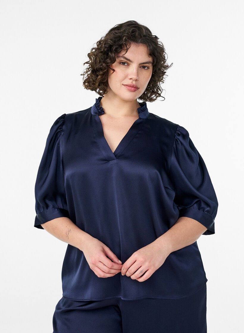 Bluse i satin-look med 1/2 &aelig;rmer og fl&aelig;sekrave, Bl&aring;, Model image number 0