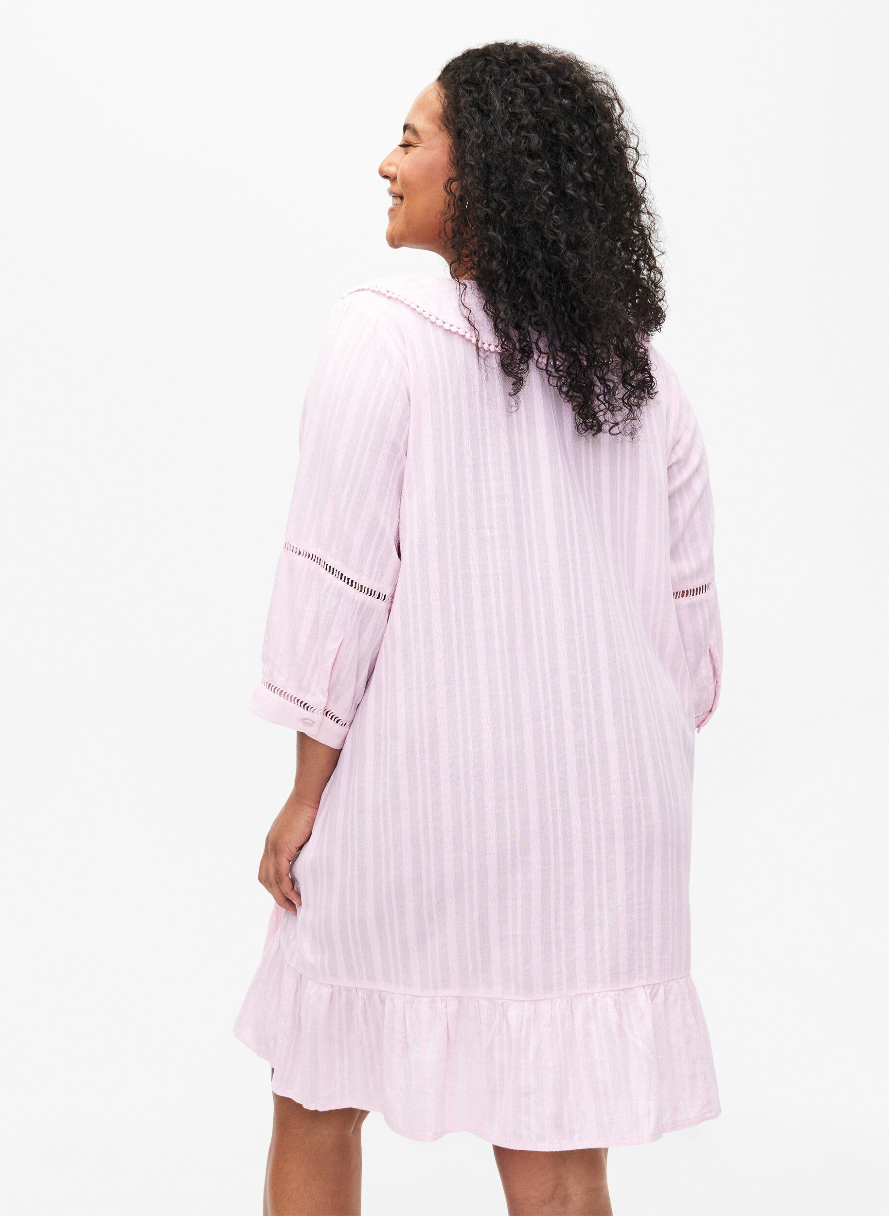 Zizzi Kjole i bomulds-viskose mix med 3/4 &aelig;rmer, Almond Blossom, Model image number 1