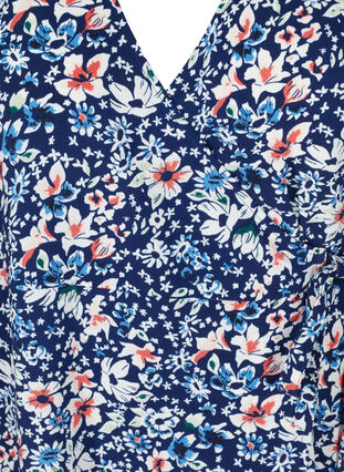 Wrap kjole i print med korte ærmer, Blue Flower AOP, Packshot image number 2