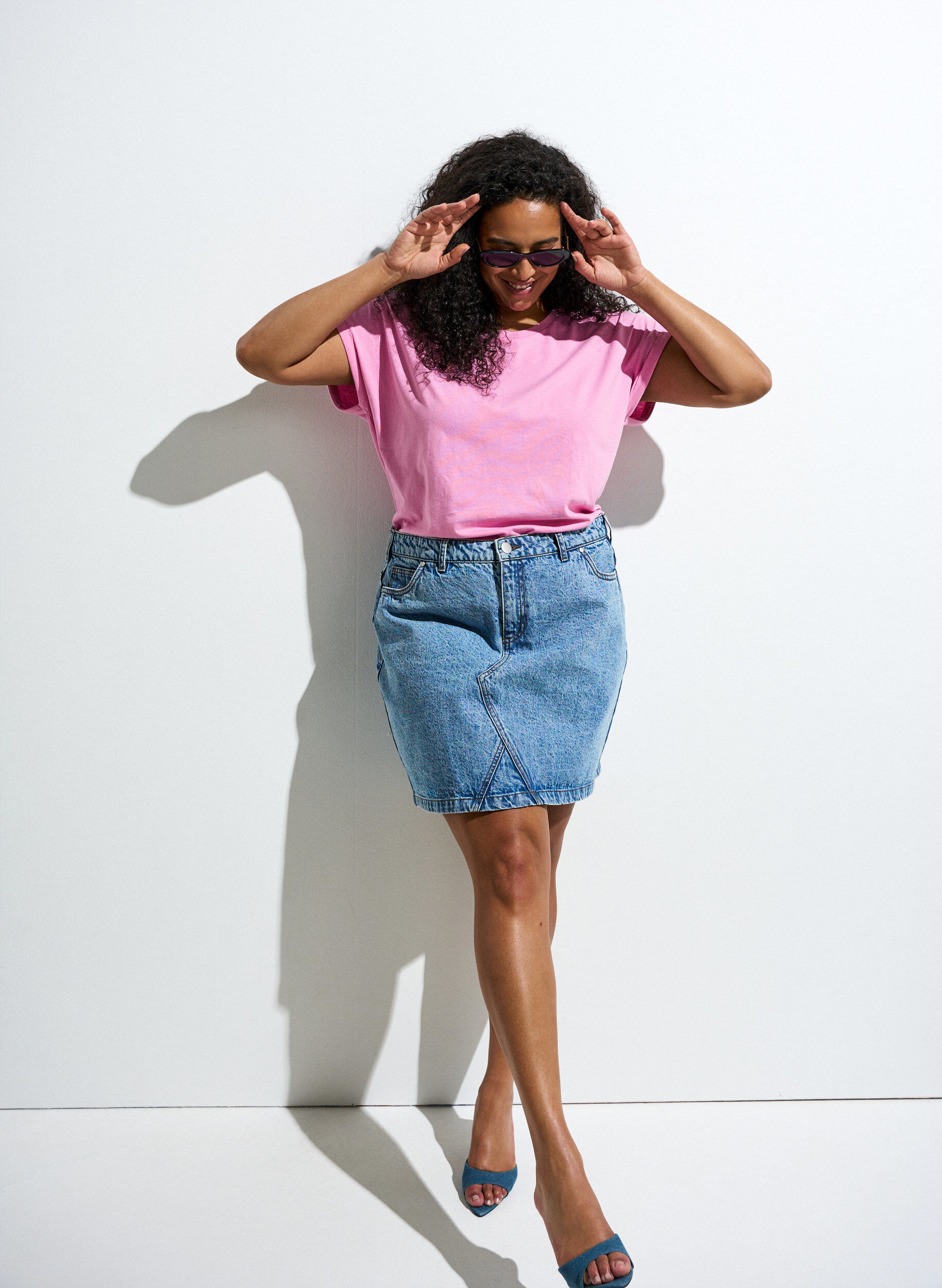 Kort&aelig;rmet t-shirt i bomuldsblanding