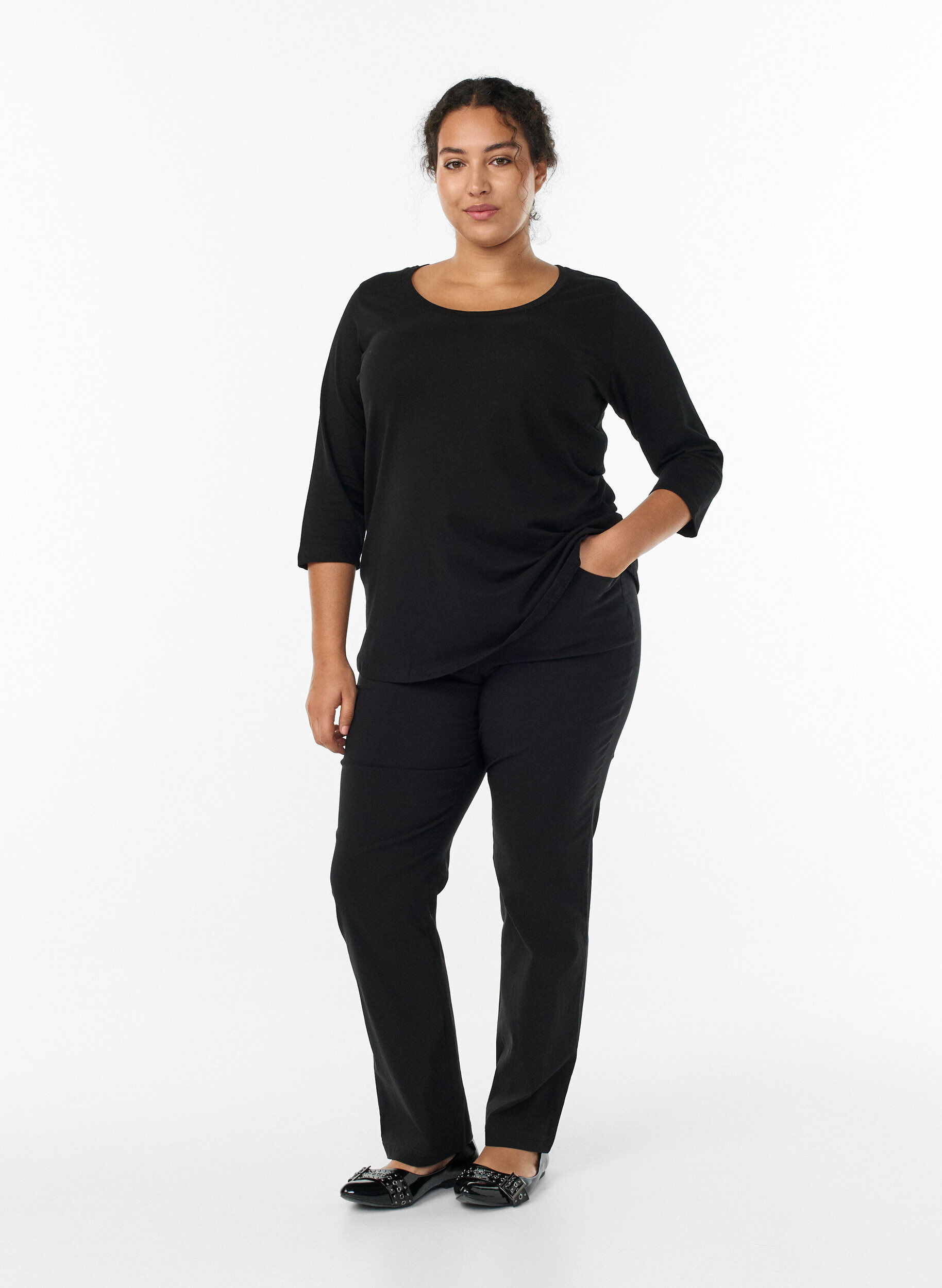 ZizziBasis bomulds t-shirt med 3/4 &aelig;rmer, Sort, Model image number 1