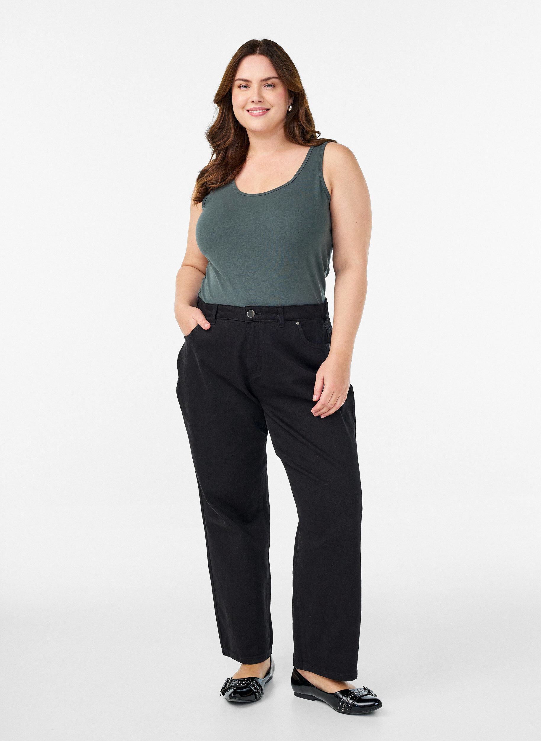 Zizzi Ensfarvet basis top i bomuld, Gr&oslash;n, Model image number 1