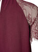 Bluse med korte blonde&aelig;rmer og h&oslash;j hals, R&oslash;d, Packshot image number 3