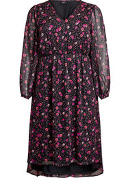 Kjole i chiffon med blomsterprint og lange &aelig;rmer, Sort