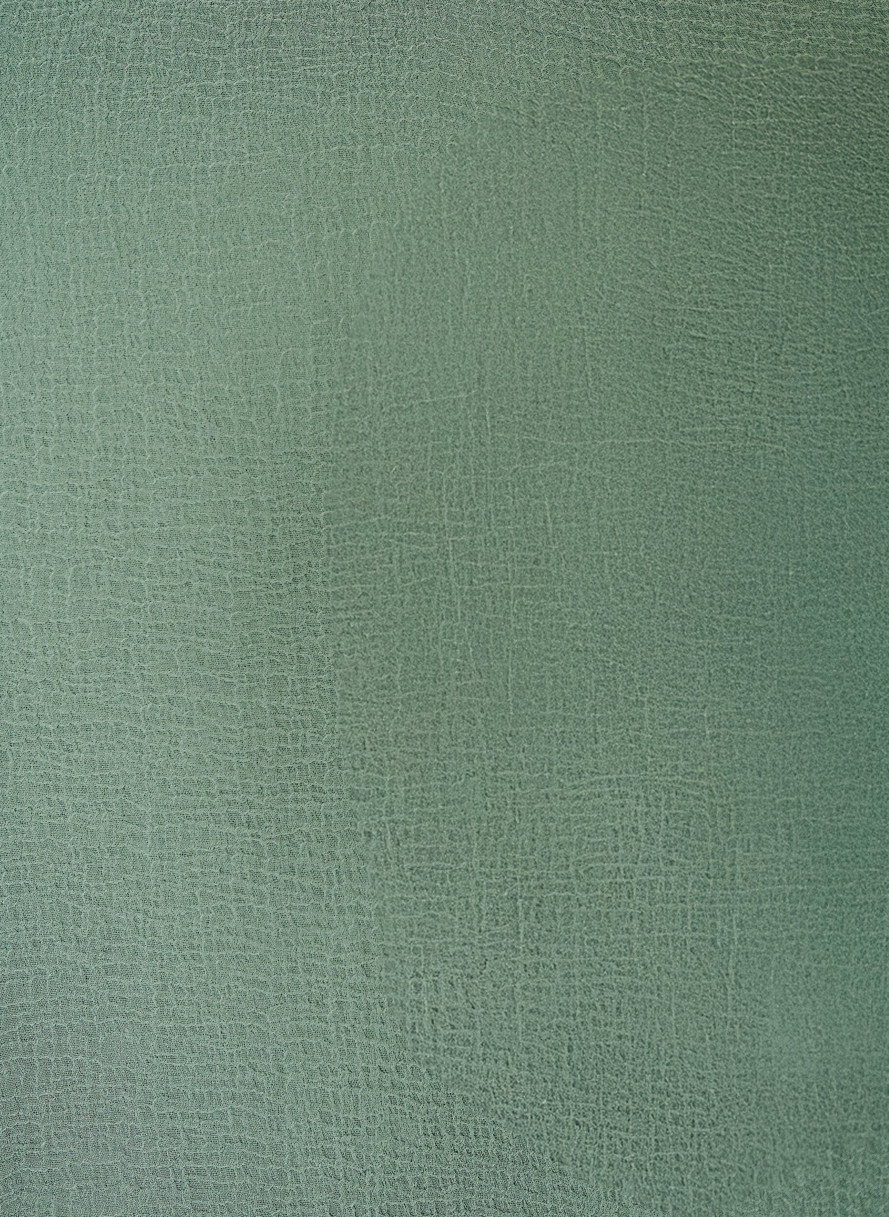 ZizziBluse med V-udsk&aelig;ring og fl&aelig;ser, Gr&oslash;n, Packshot image number 2