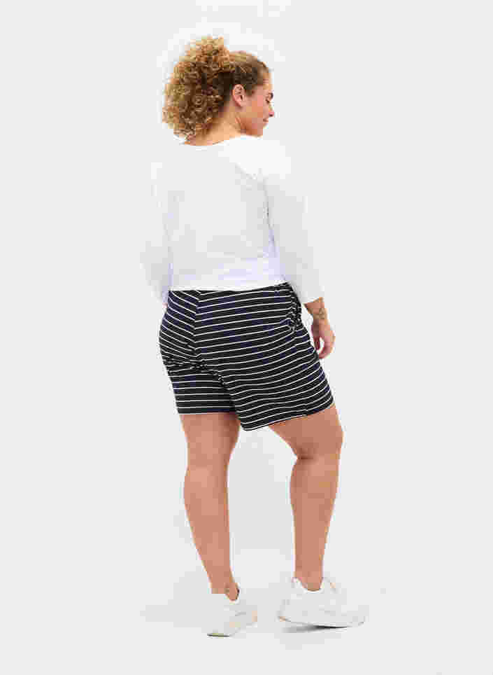 Bomulds shorts med lommer, Blue Stripe, Model image number 1